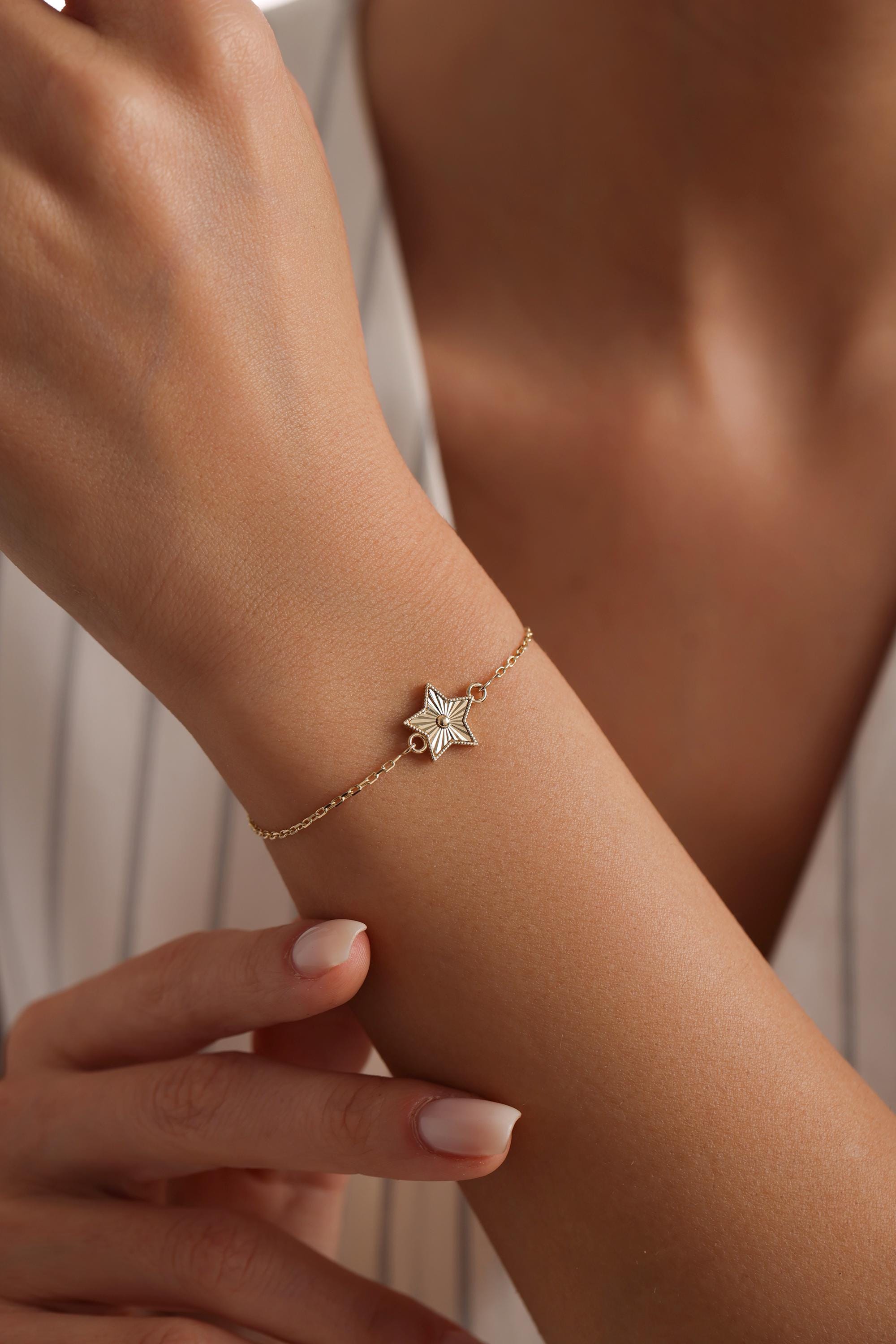 14K Solid Gold Star Bracelet