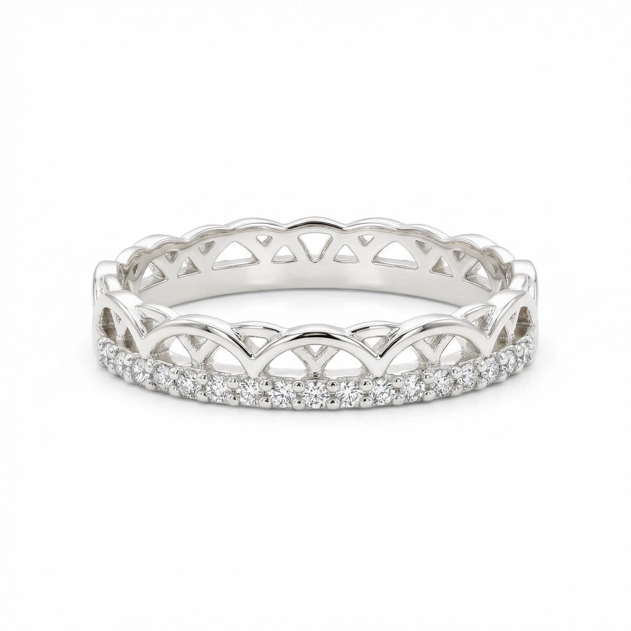 14K Gold Scalloped Diamond Wedding Band