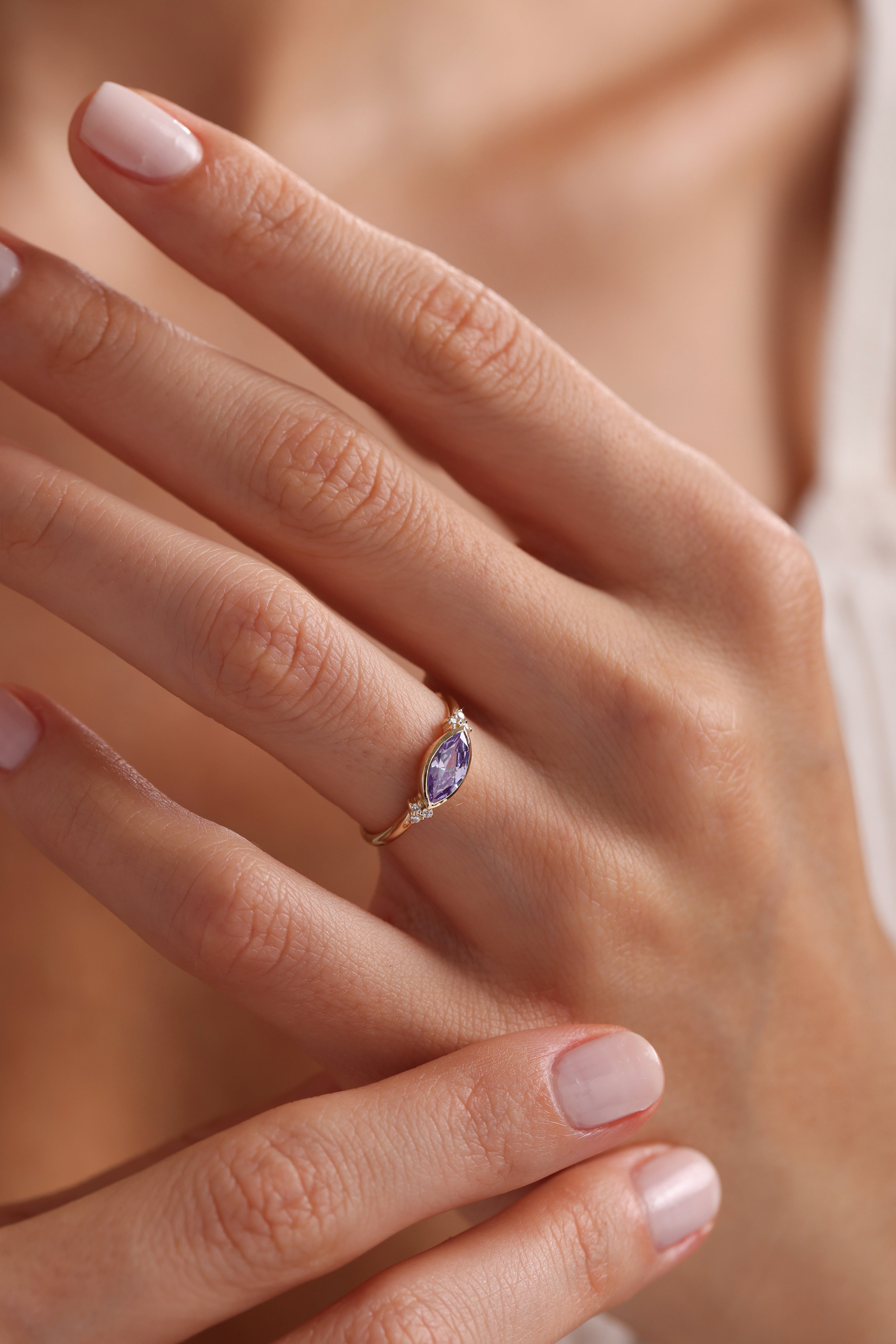 14k Gold Marquise Amethyst Ring