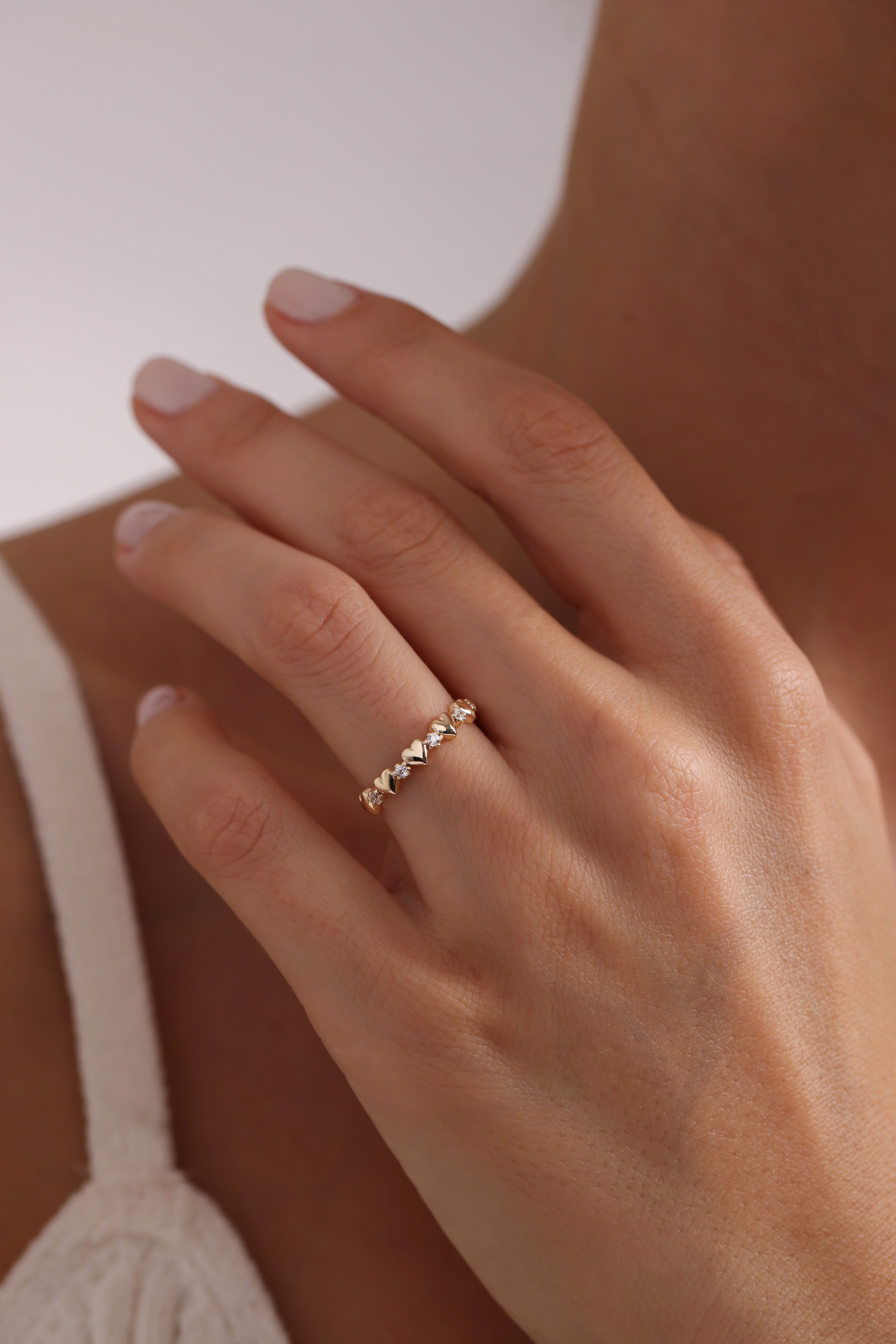 14k Gold Heart Solid Band Ring