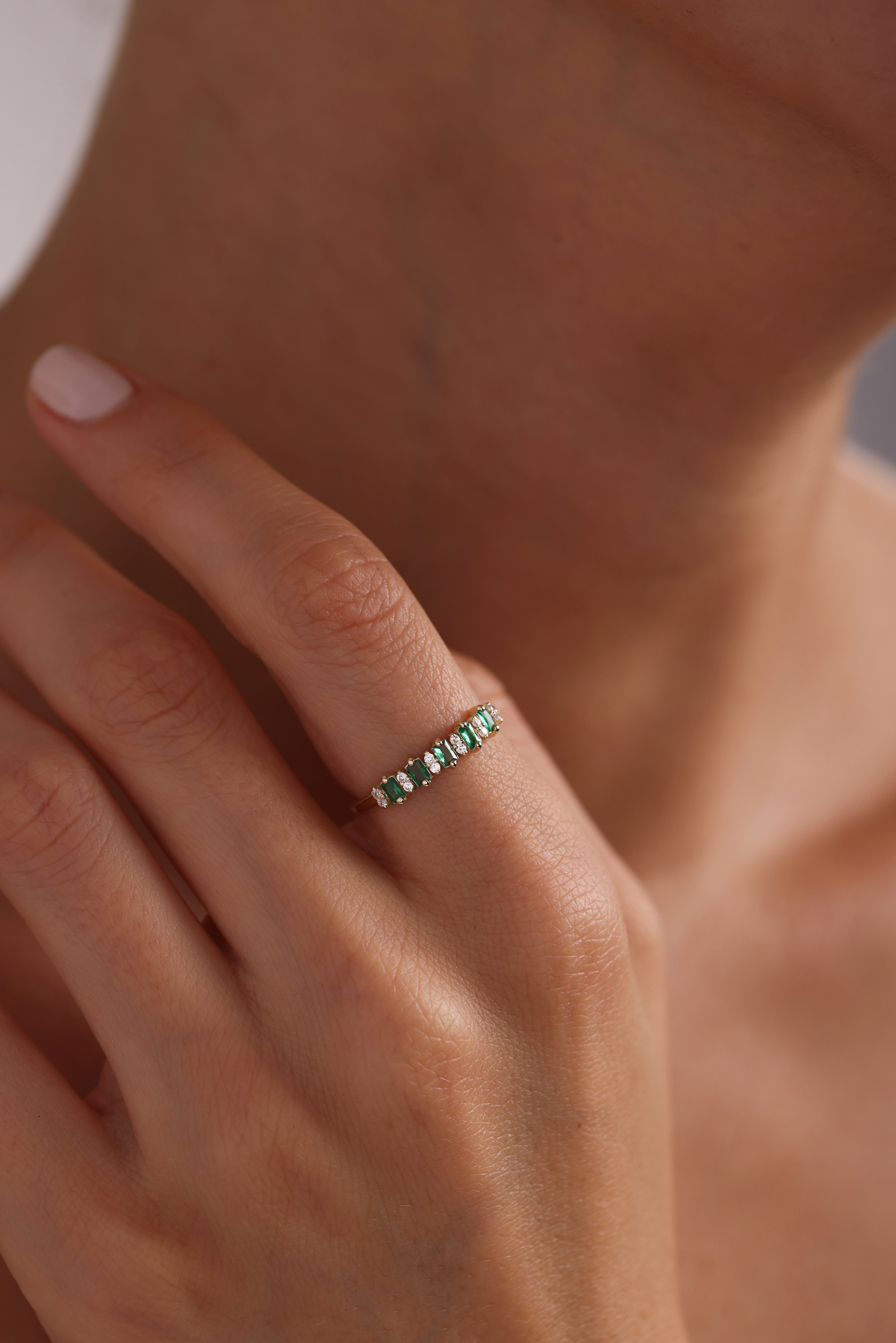 14k Gold Emerald Baguette Ring