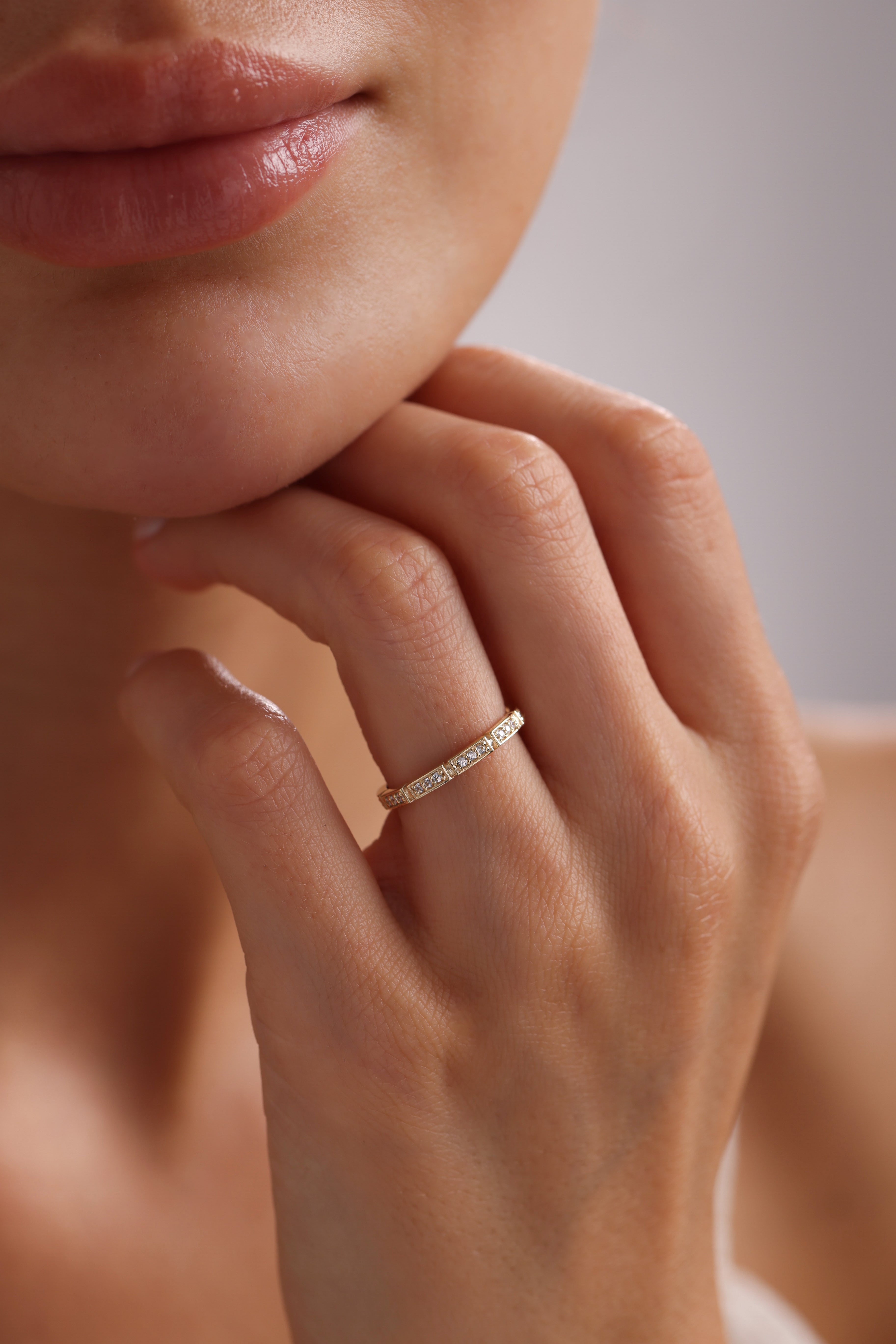 14k Gold Diamond Block Band