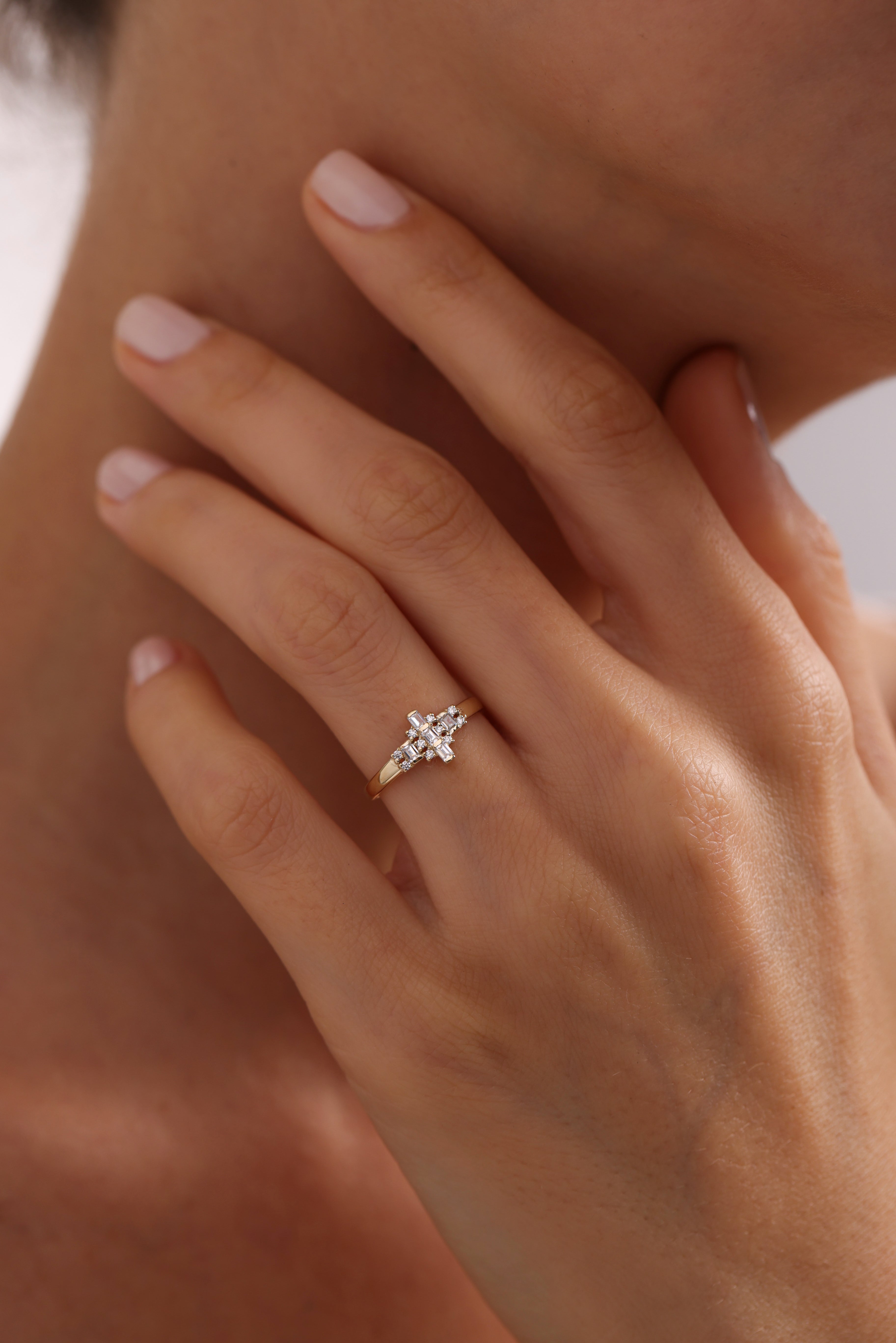 14k Gold Baguette and Round Diamond Cluster Ring