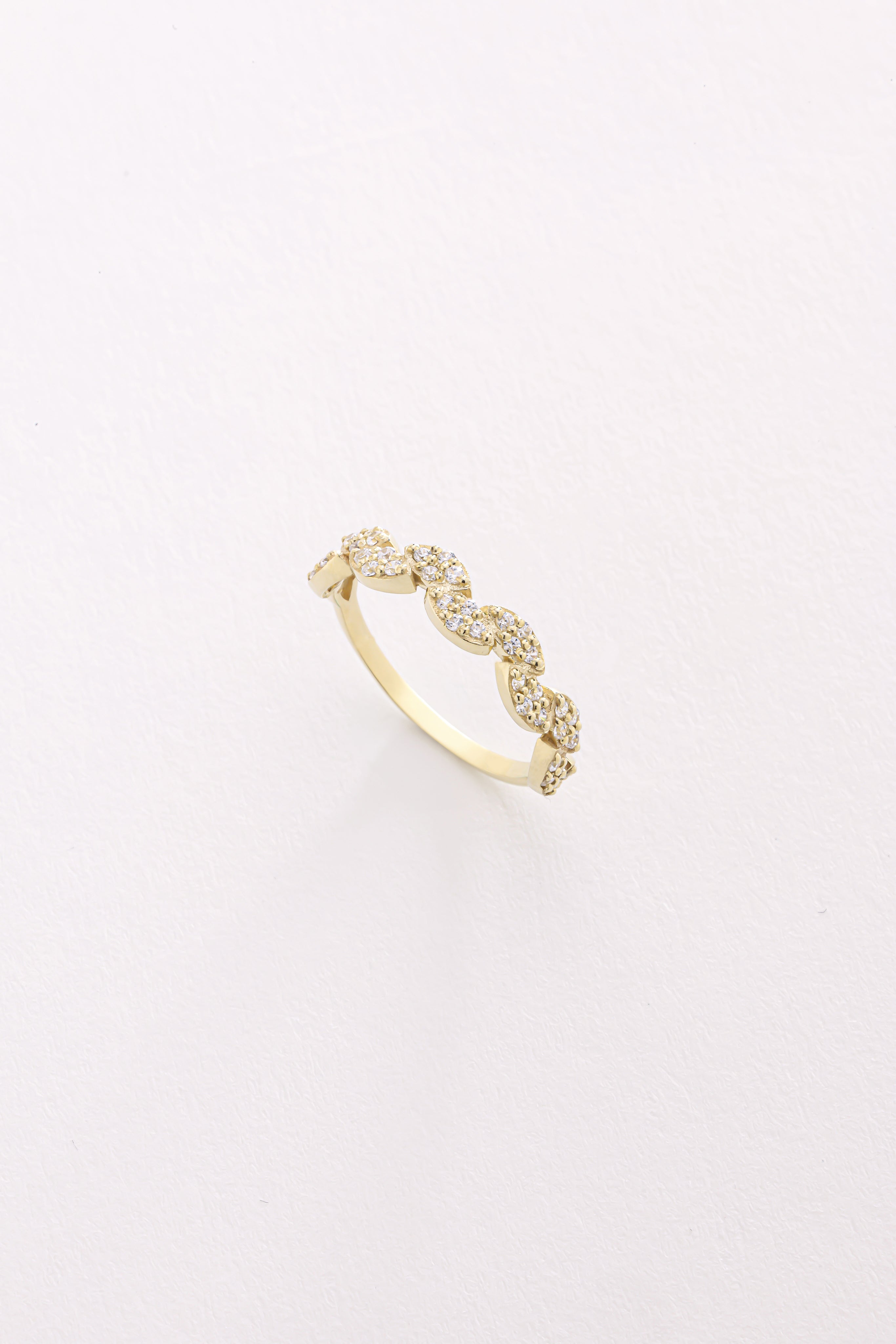 14k Gold Stellar Link Minimalist Ring