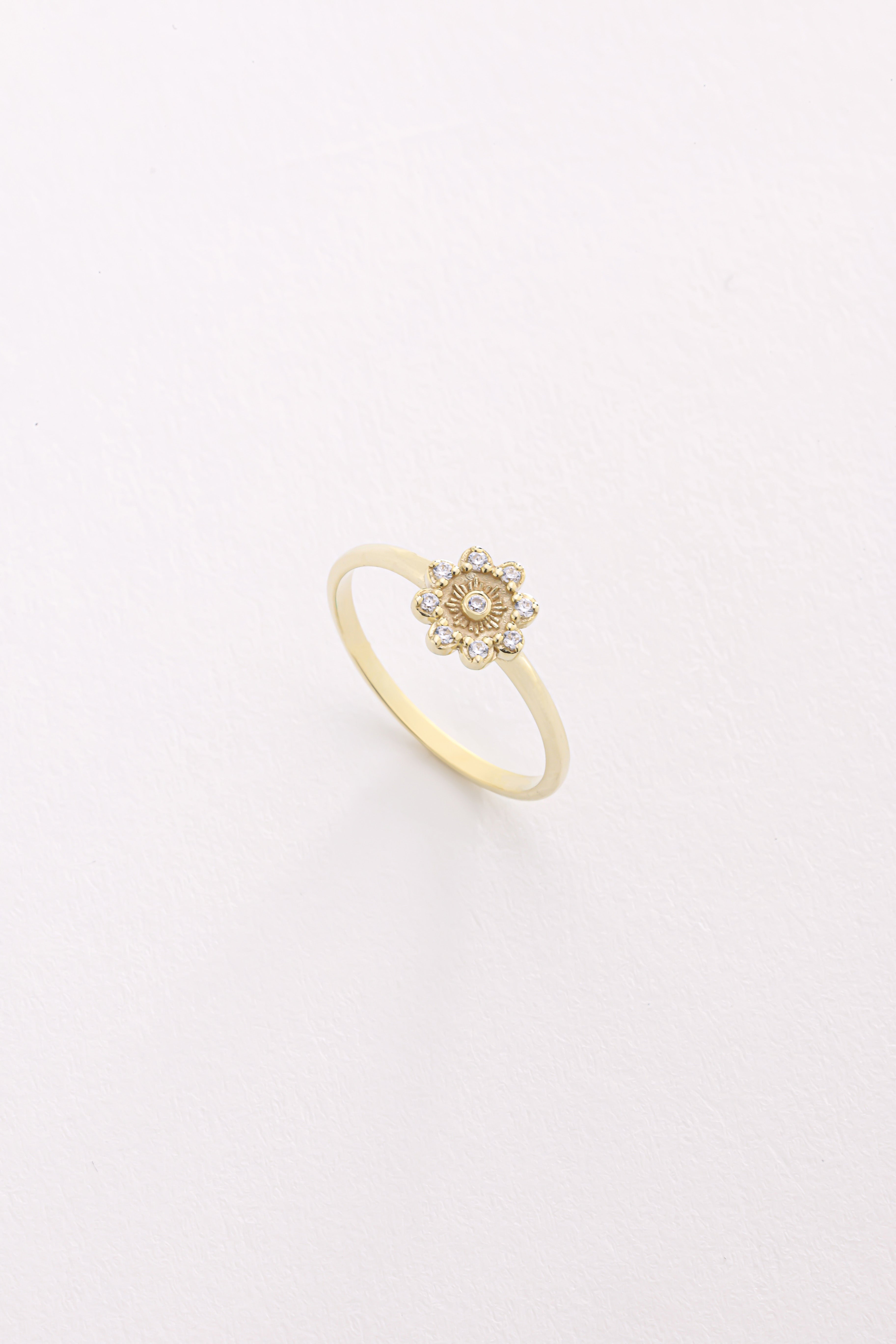 14k Gold Diamond Flower Ring