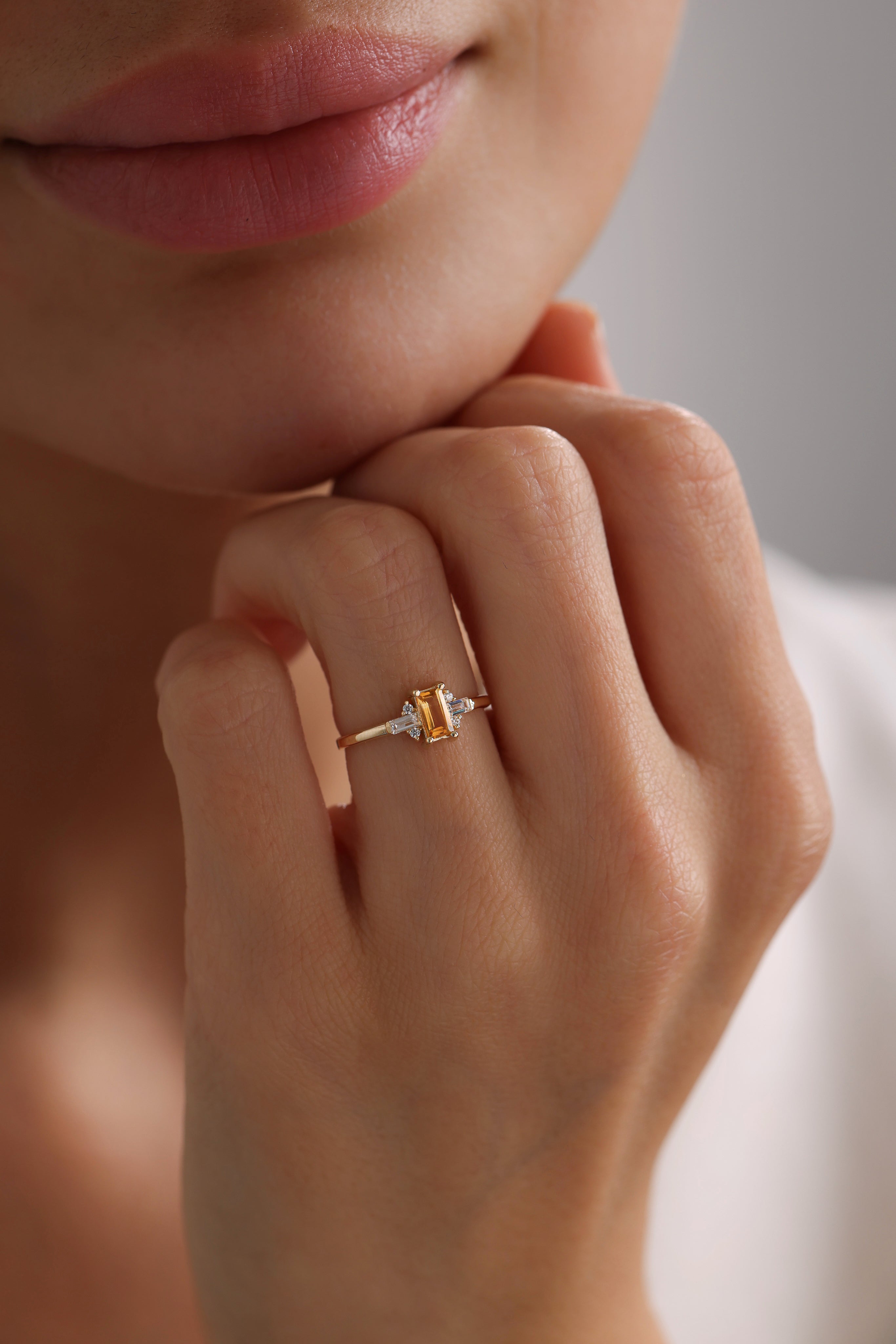 14k Gold Baguette Citrine Ring