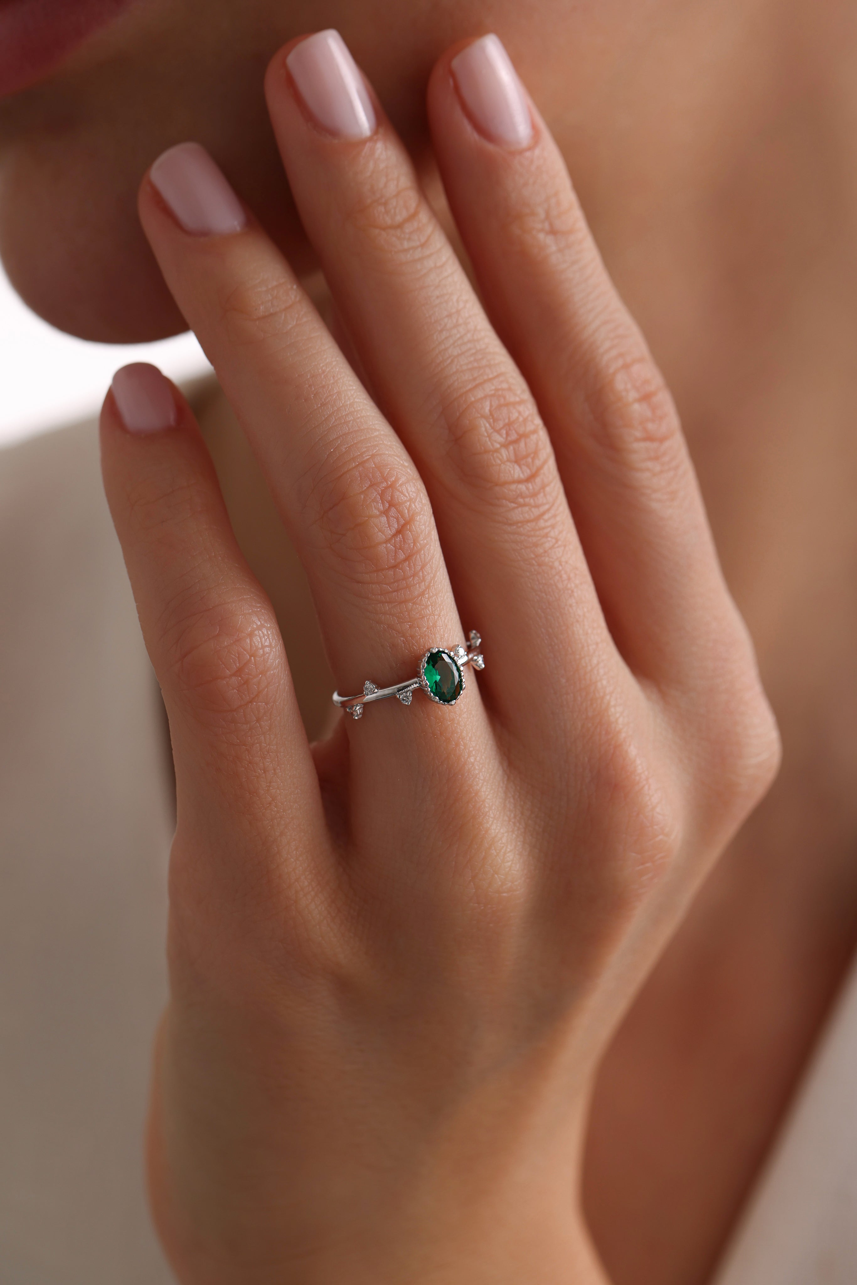 14k Gold Oval Emerald Stacking Ring