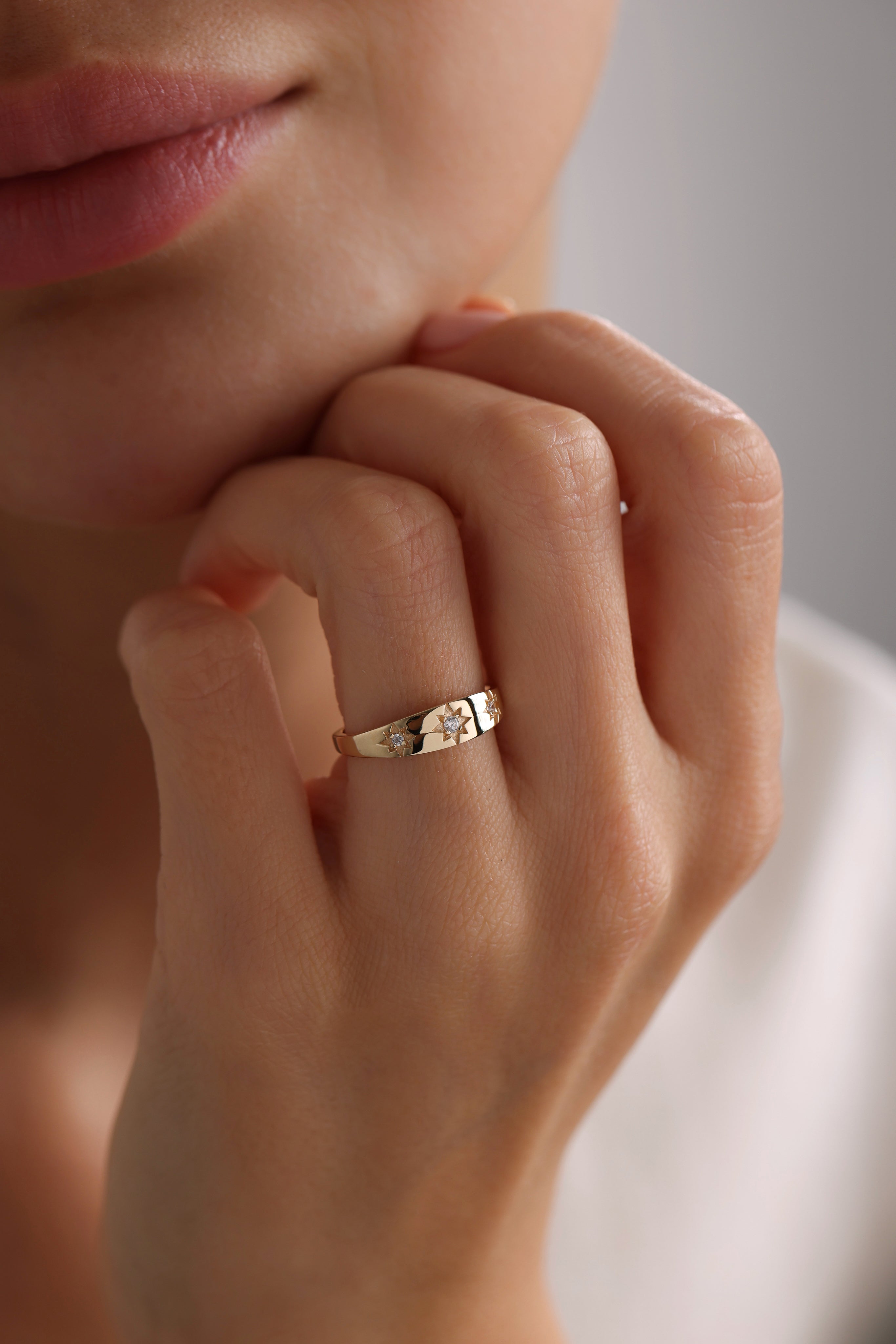 14k Gold Star Burst Ring