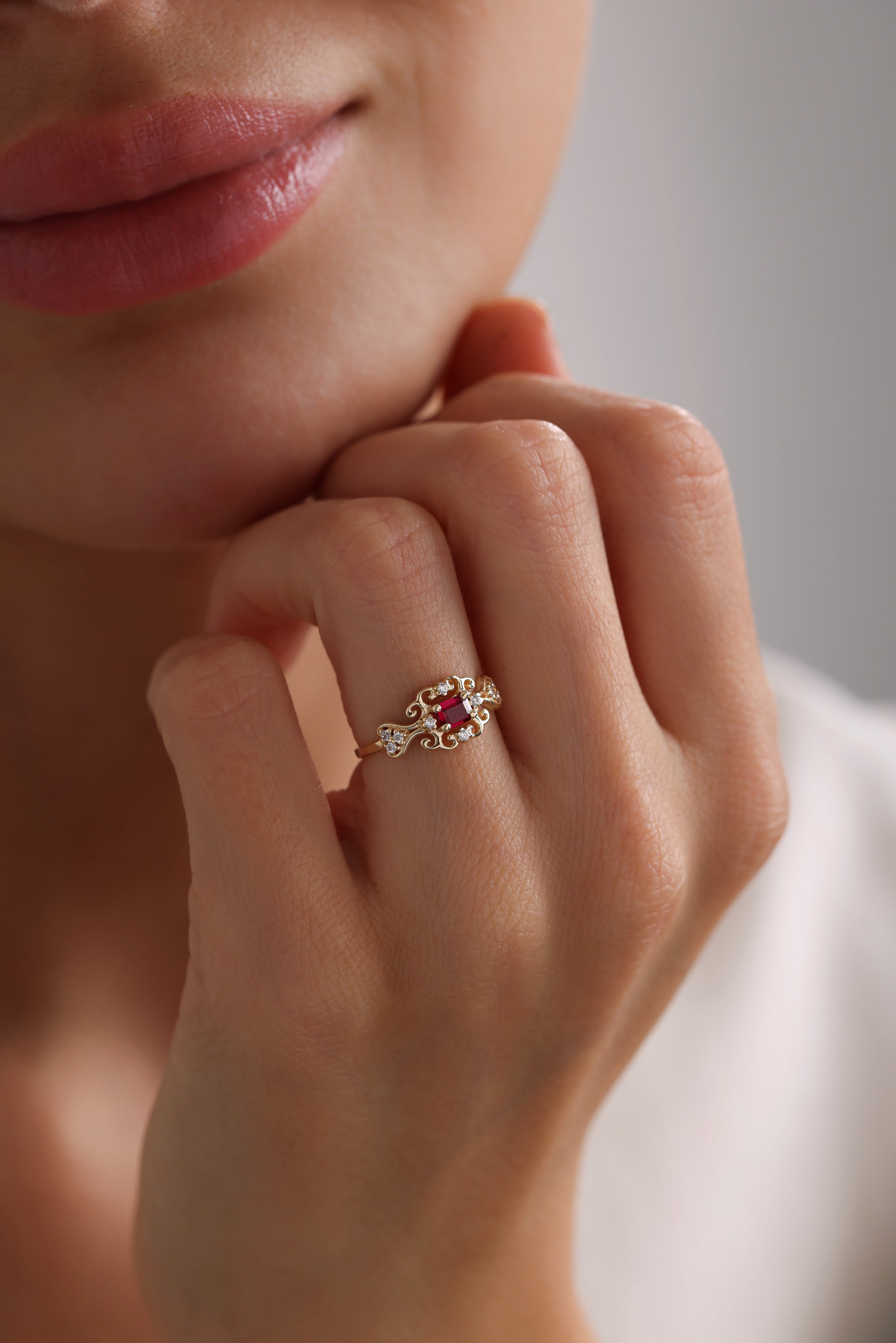 14k Gold Regal Beauty Rhodolite Ring