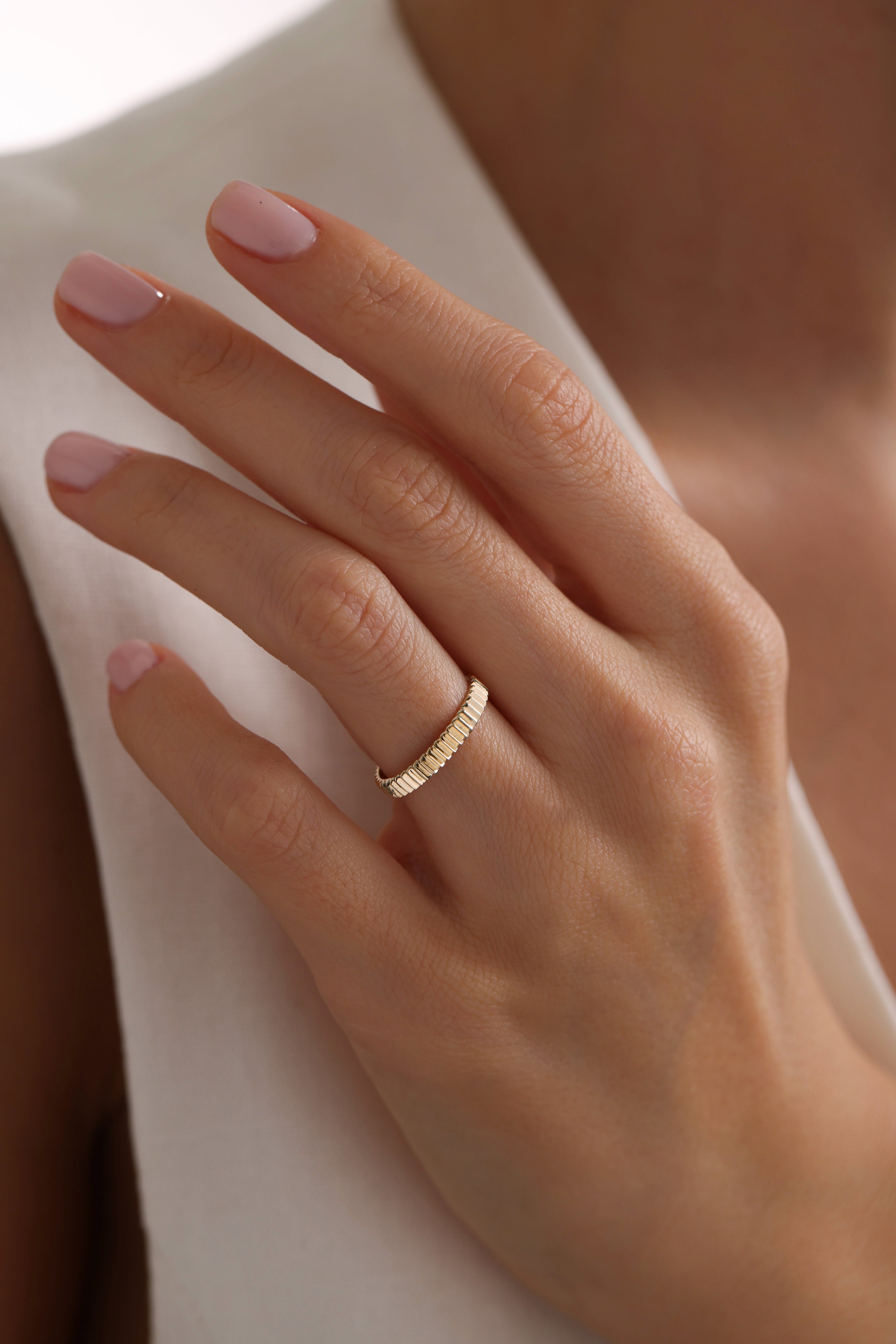 14k Gold Fluted Design Band Ring