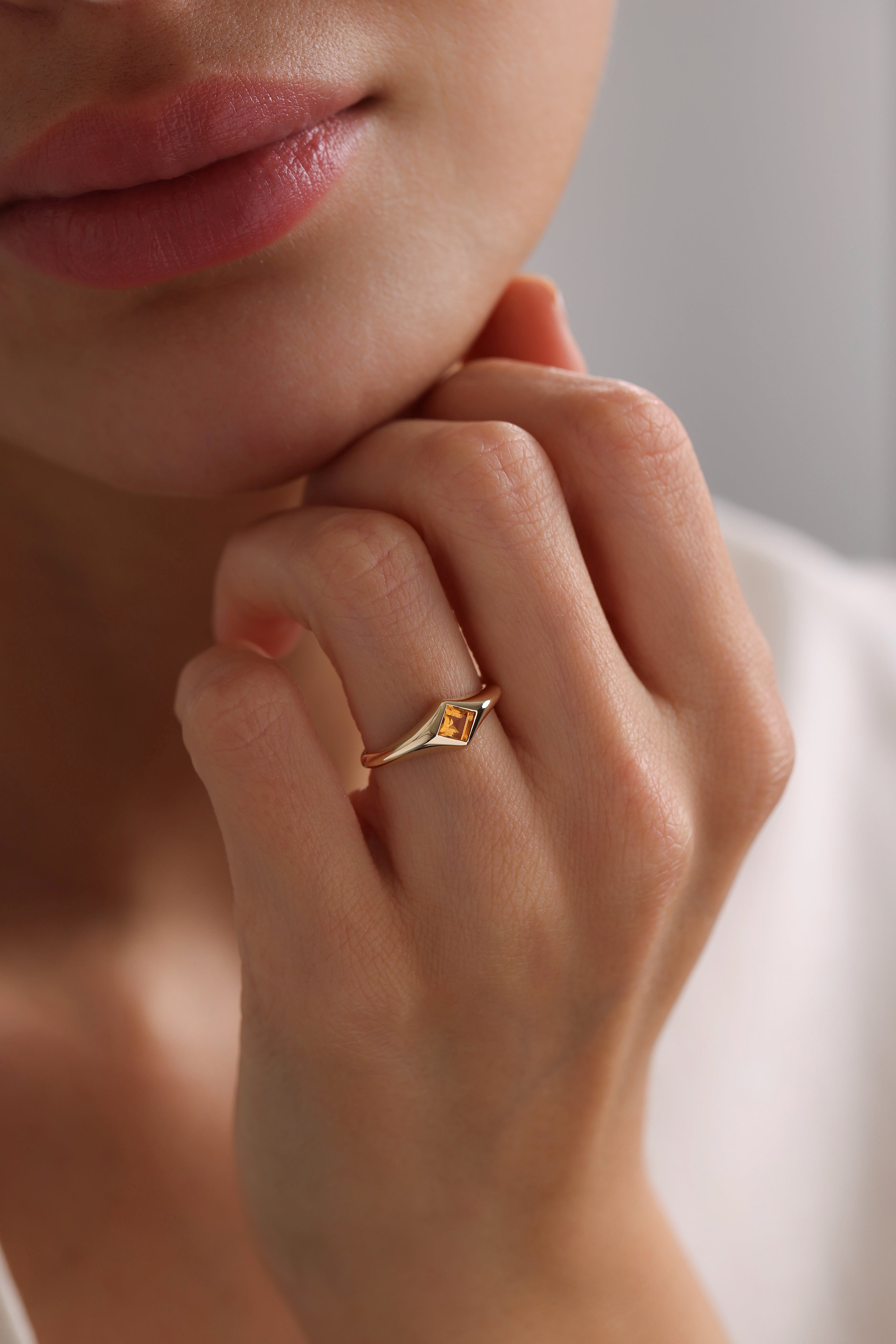 14k Gold Prism Citrine Ring