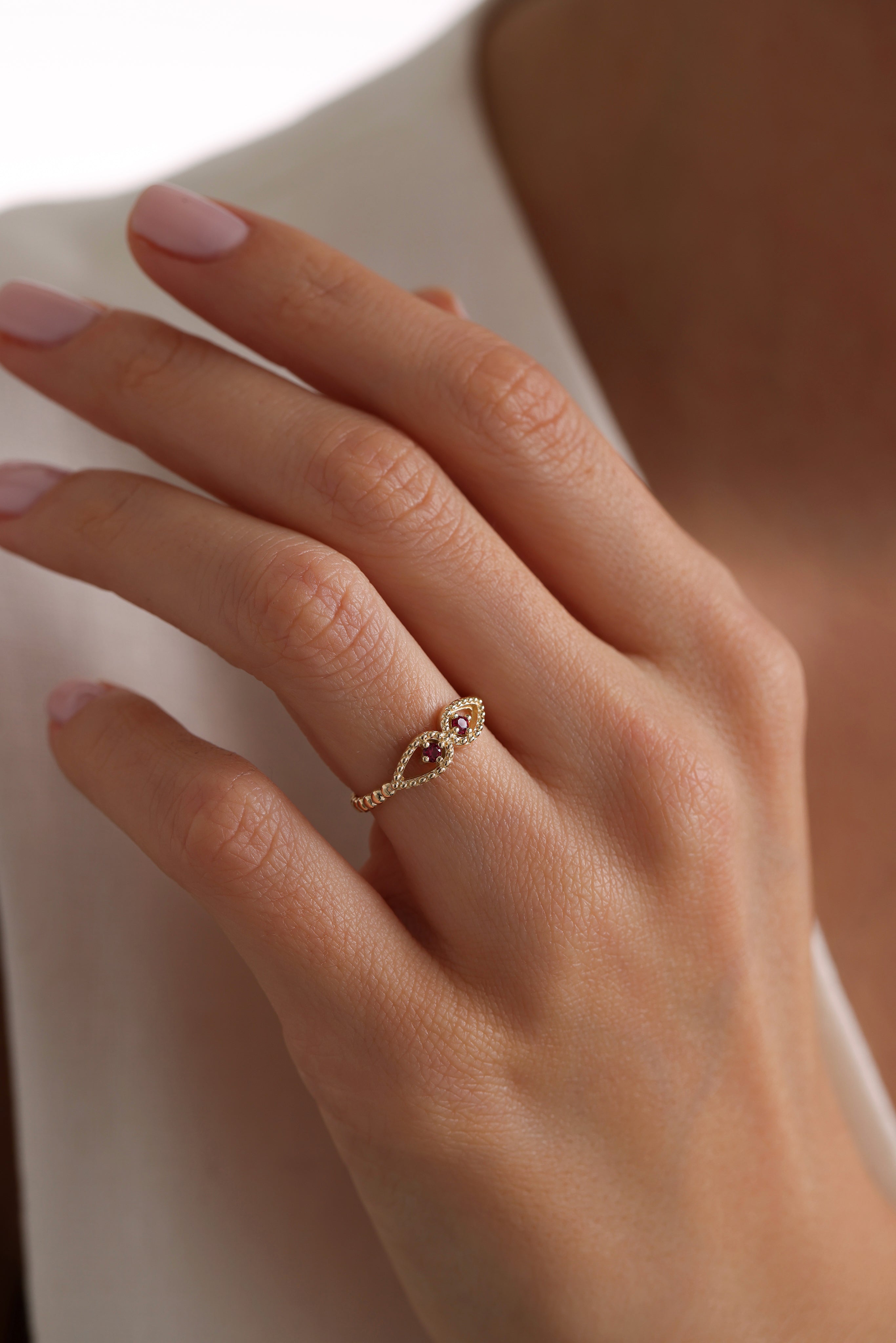 14k Gold Eternal Eyes Rhodolite Ring