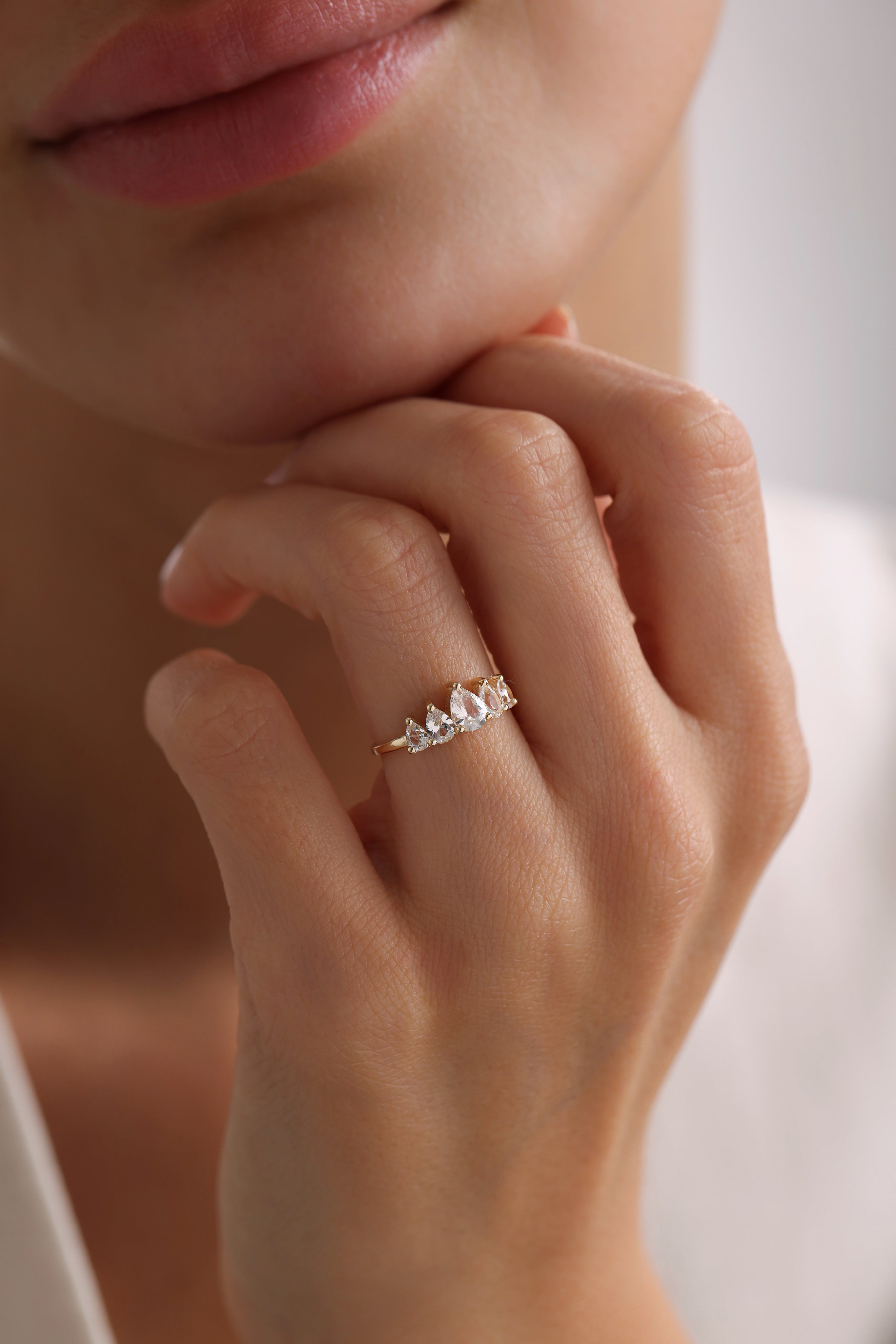 14k Gold Gleaming Drops Ring