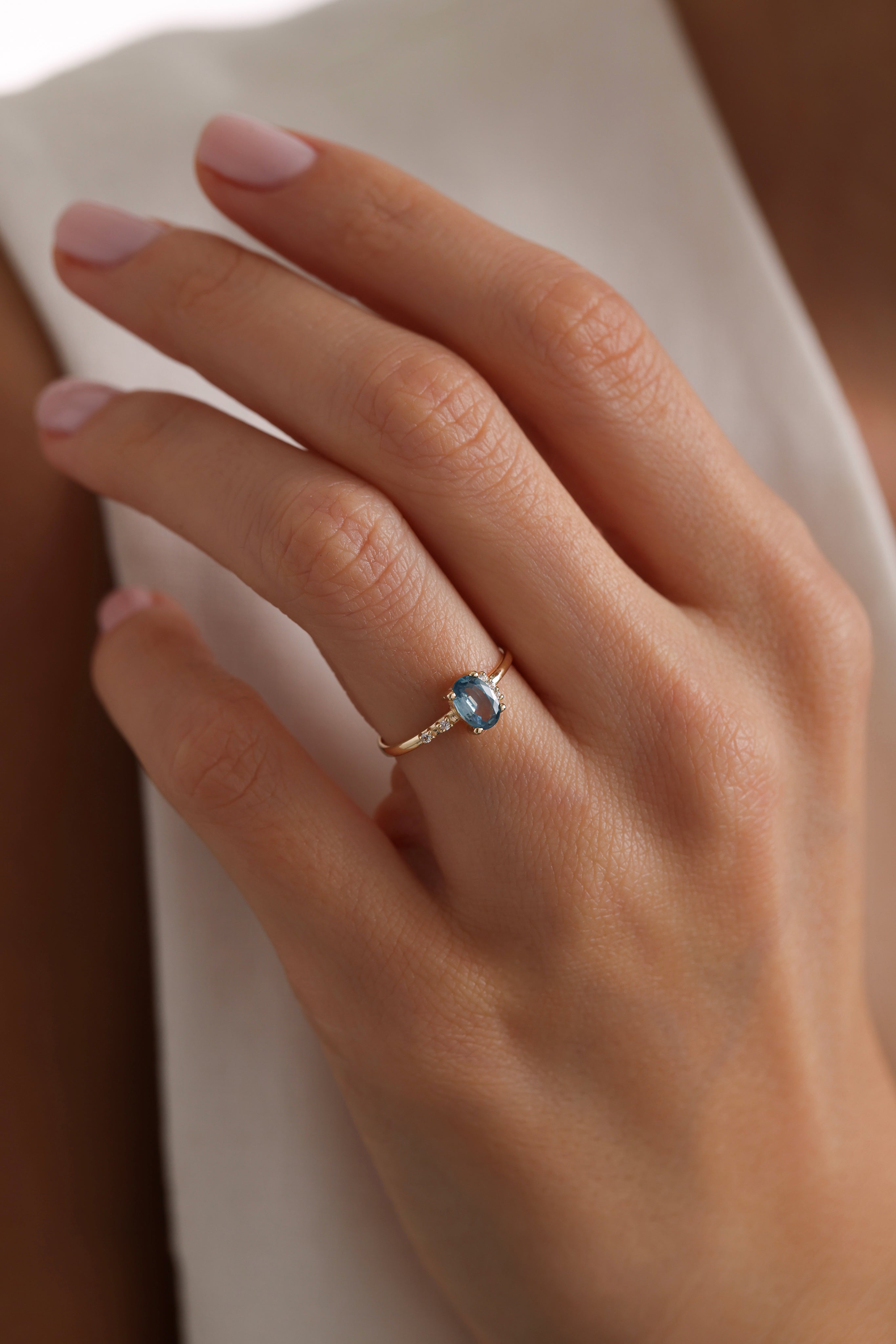 14k Gold Oval London Topaz Ring