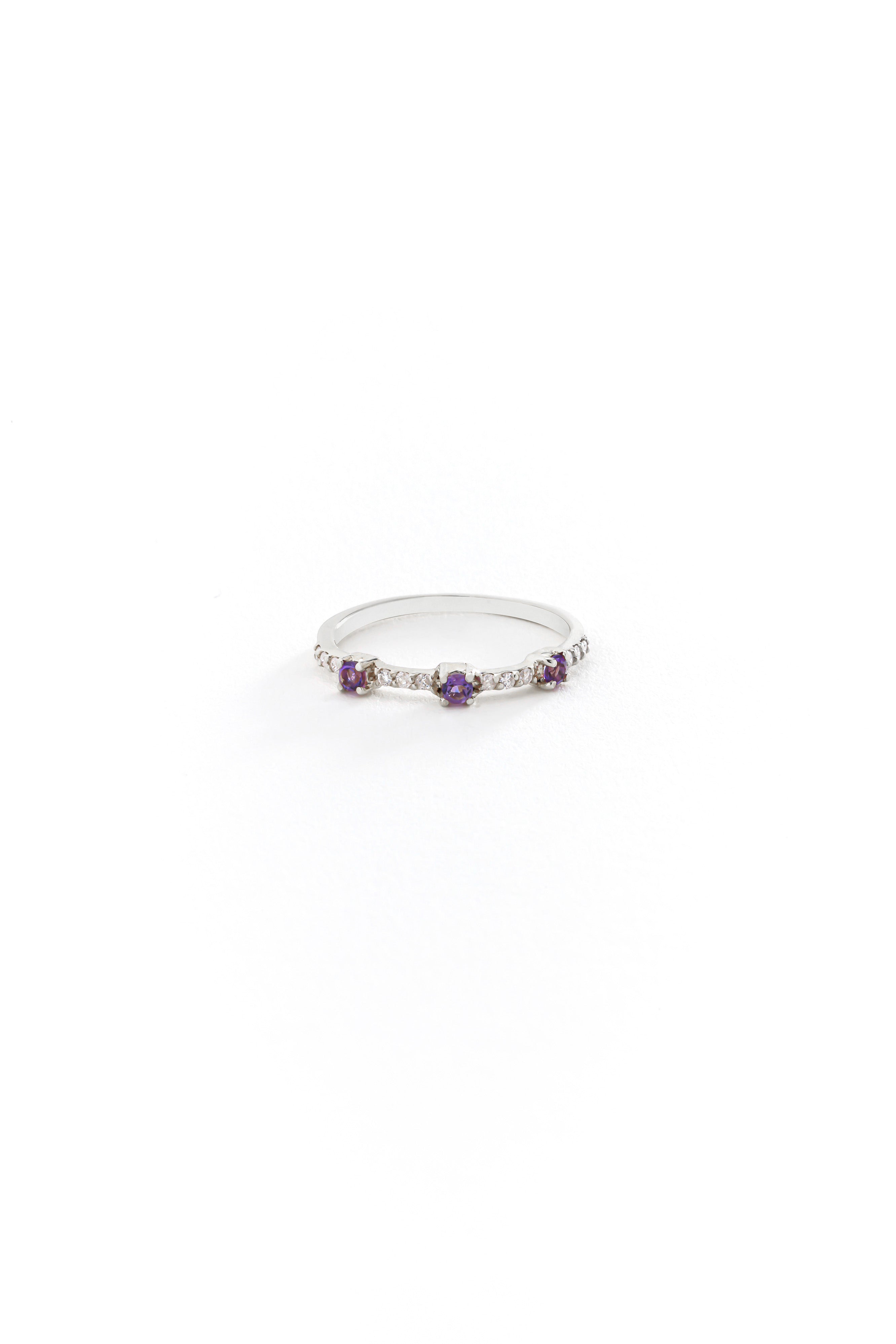 14k Gold Dainty Violet Amethyst Ring