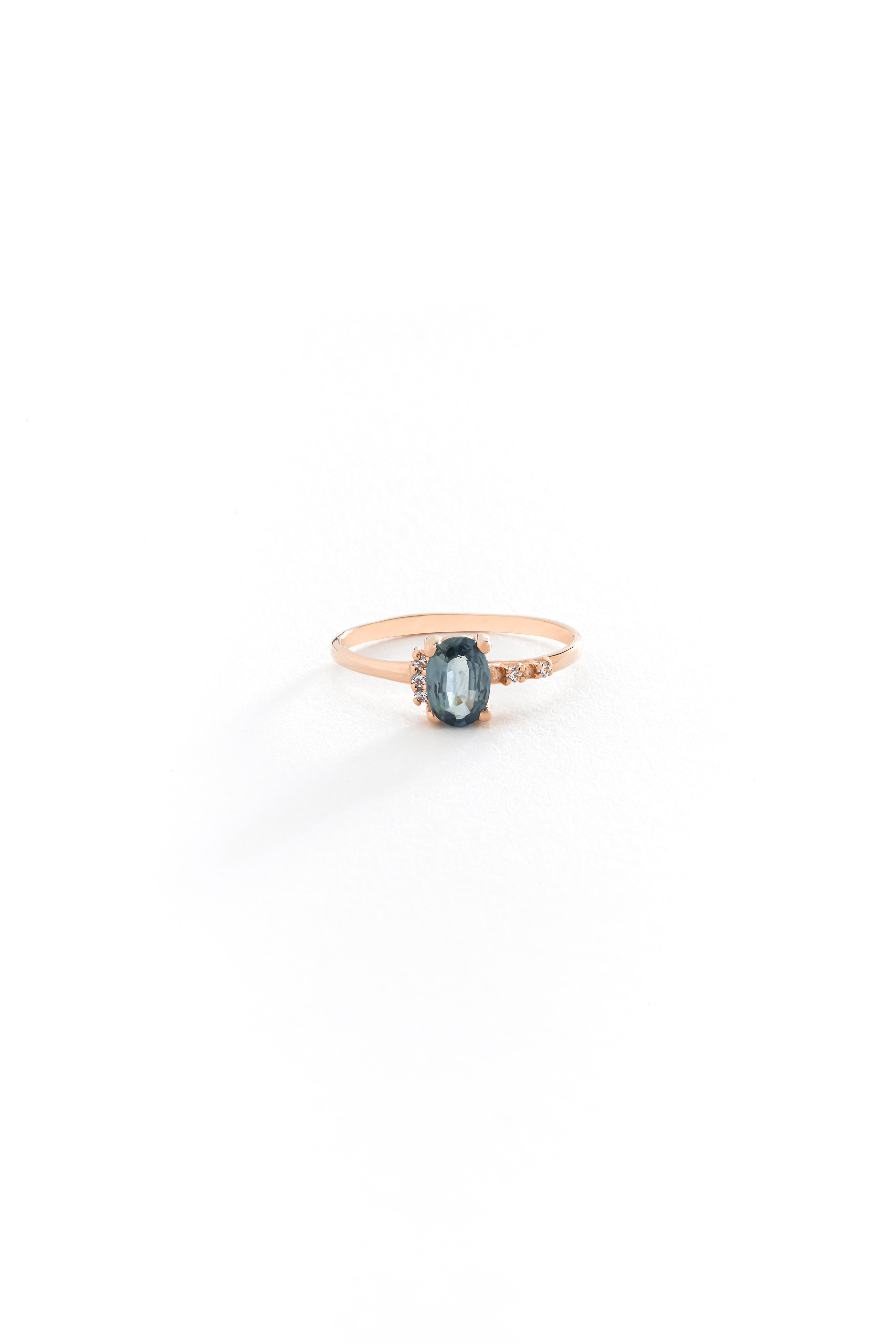 14k Gold Oval London Topaz Ring