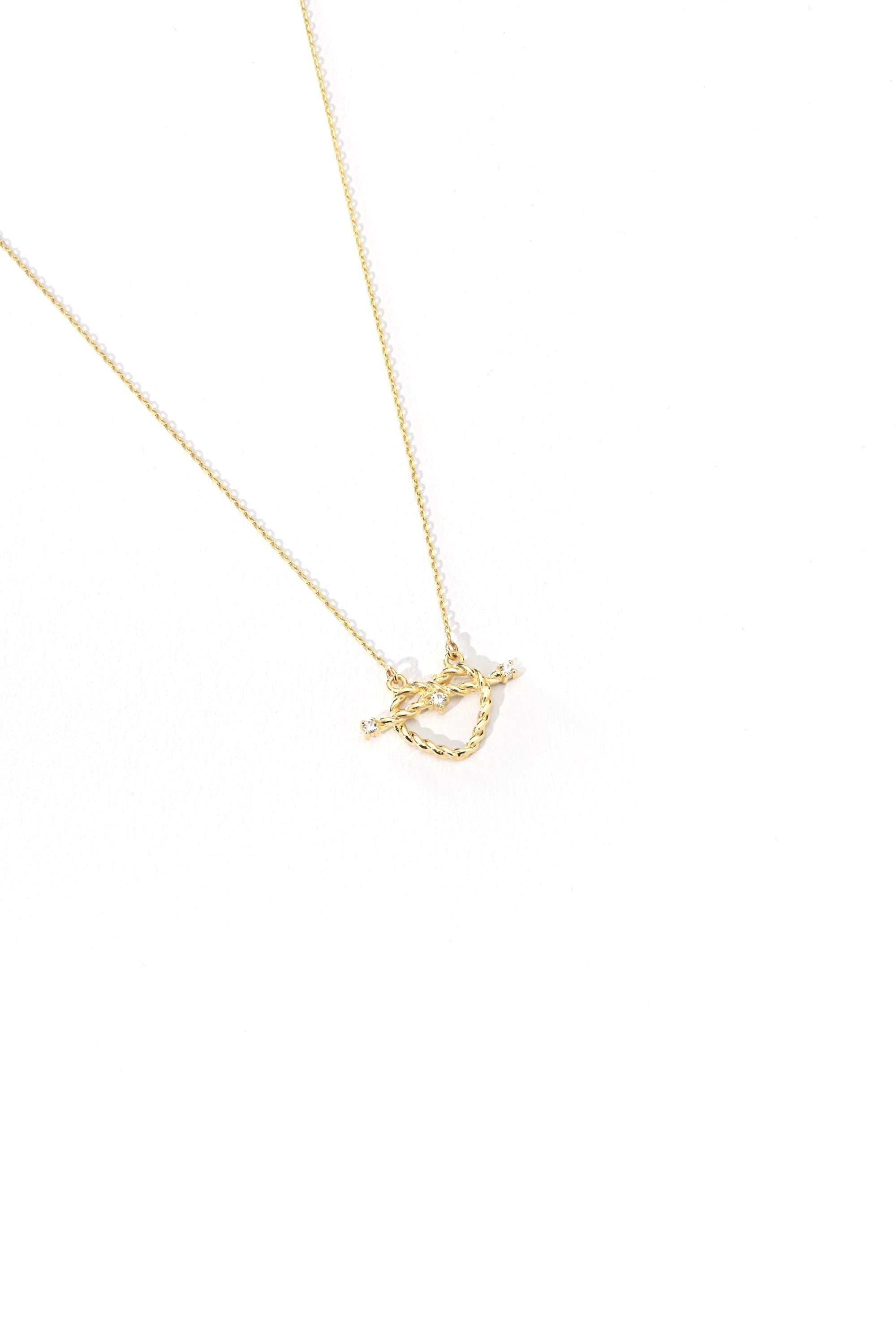 14K Gold Twisted Heart Necklace