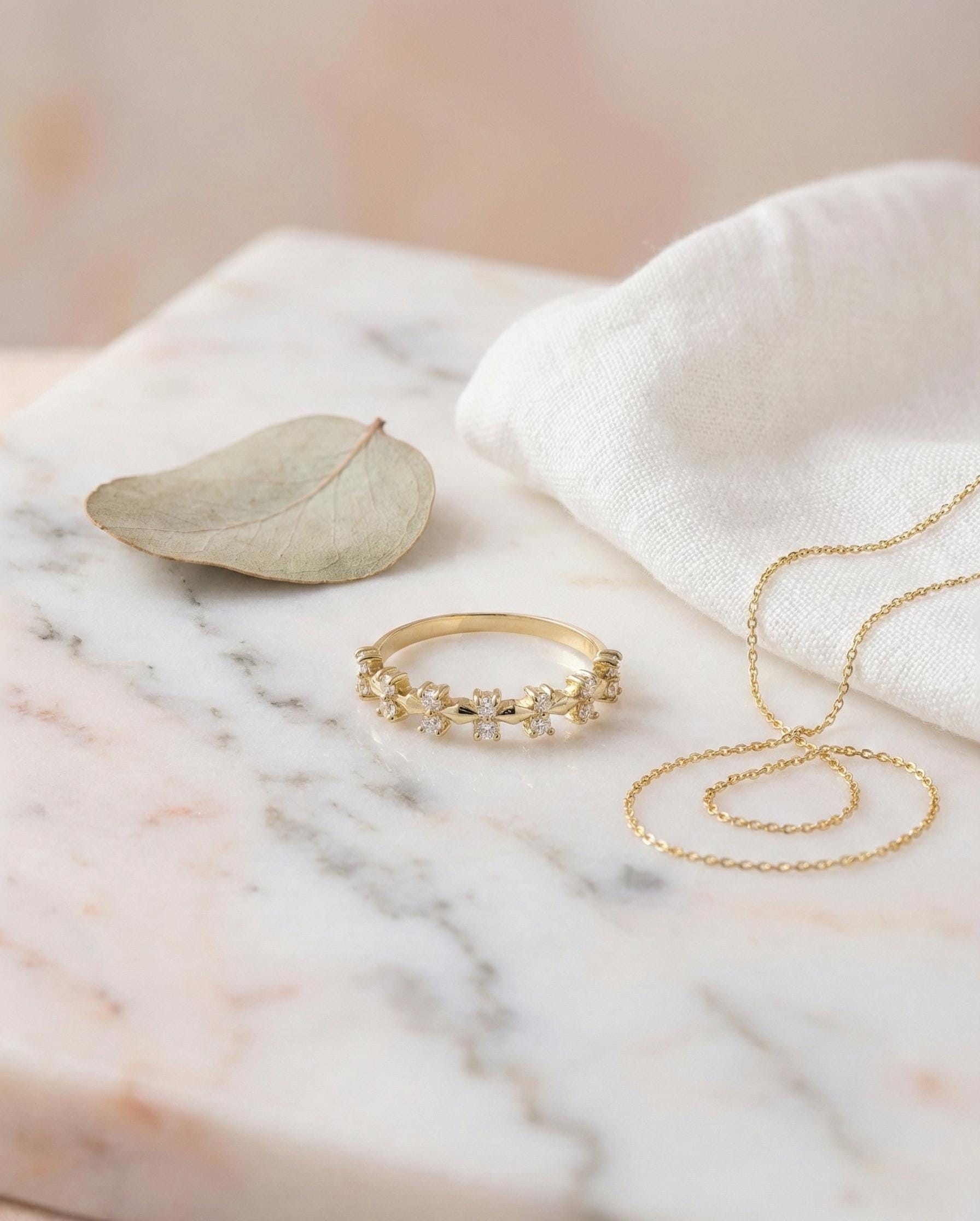 Dainty Diamond Band Ring