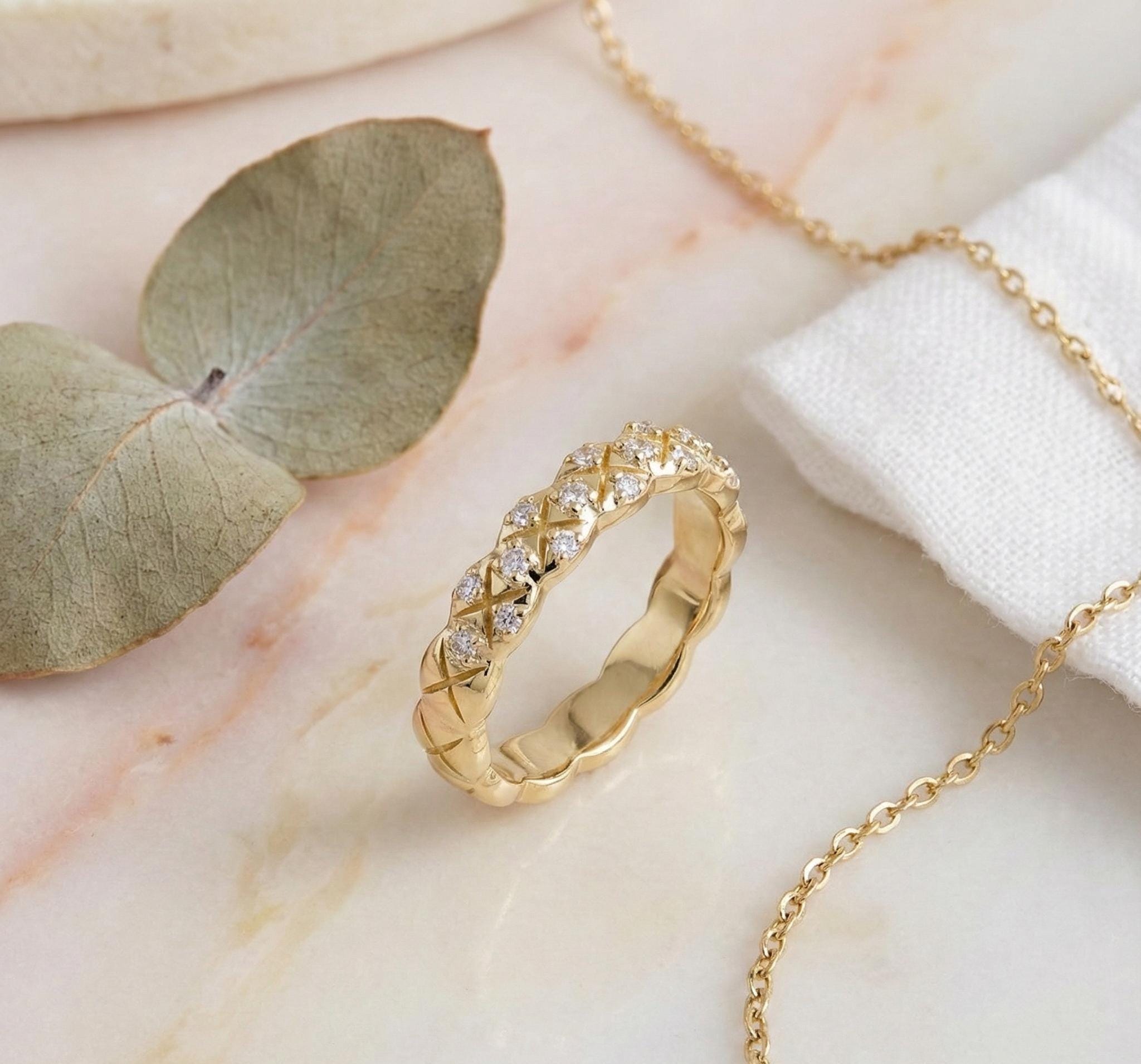 14K Diamond Eternity Ring