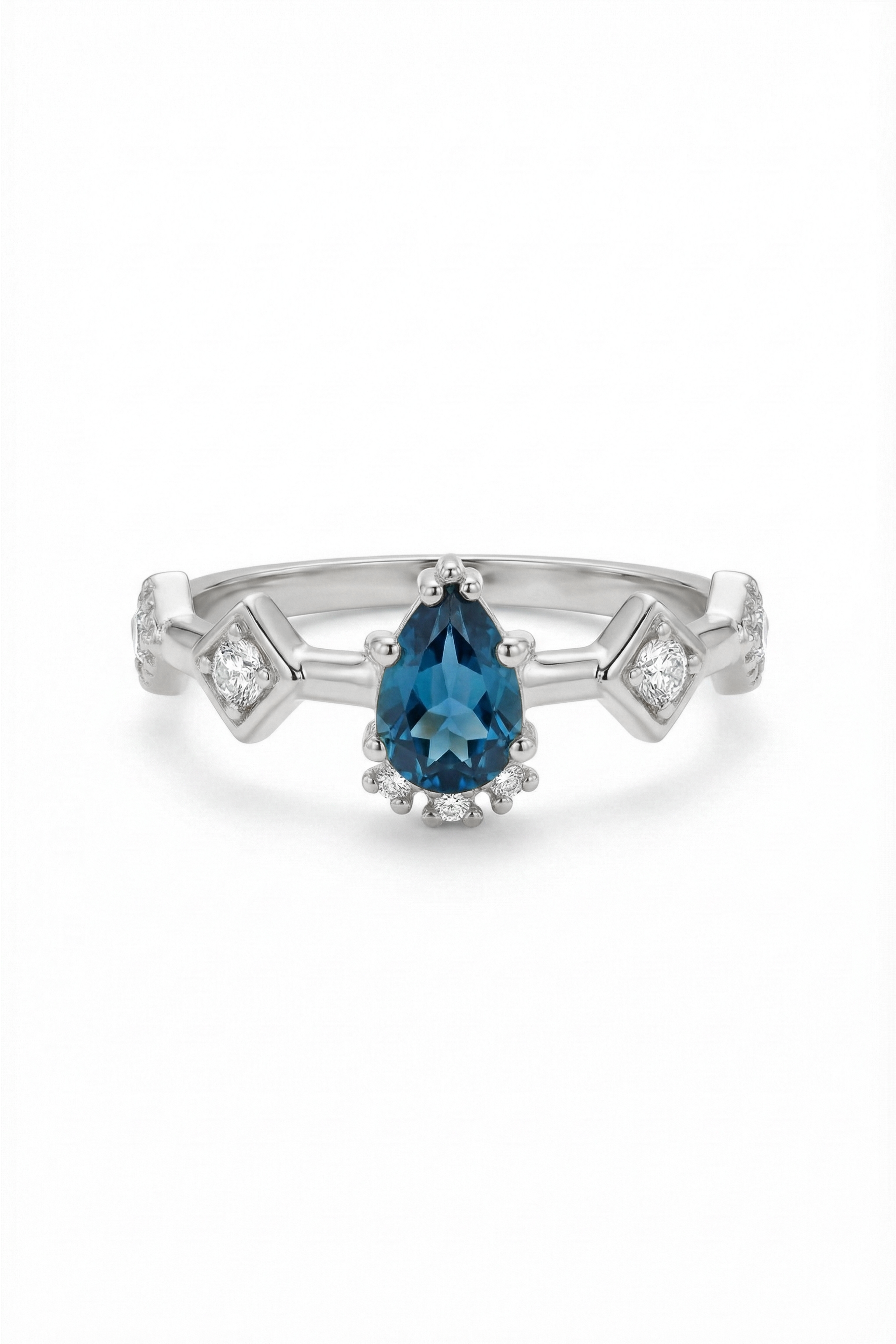 14k Gold Noble Crown Sapphire Ring