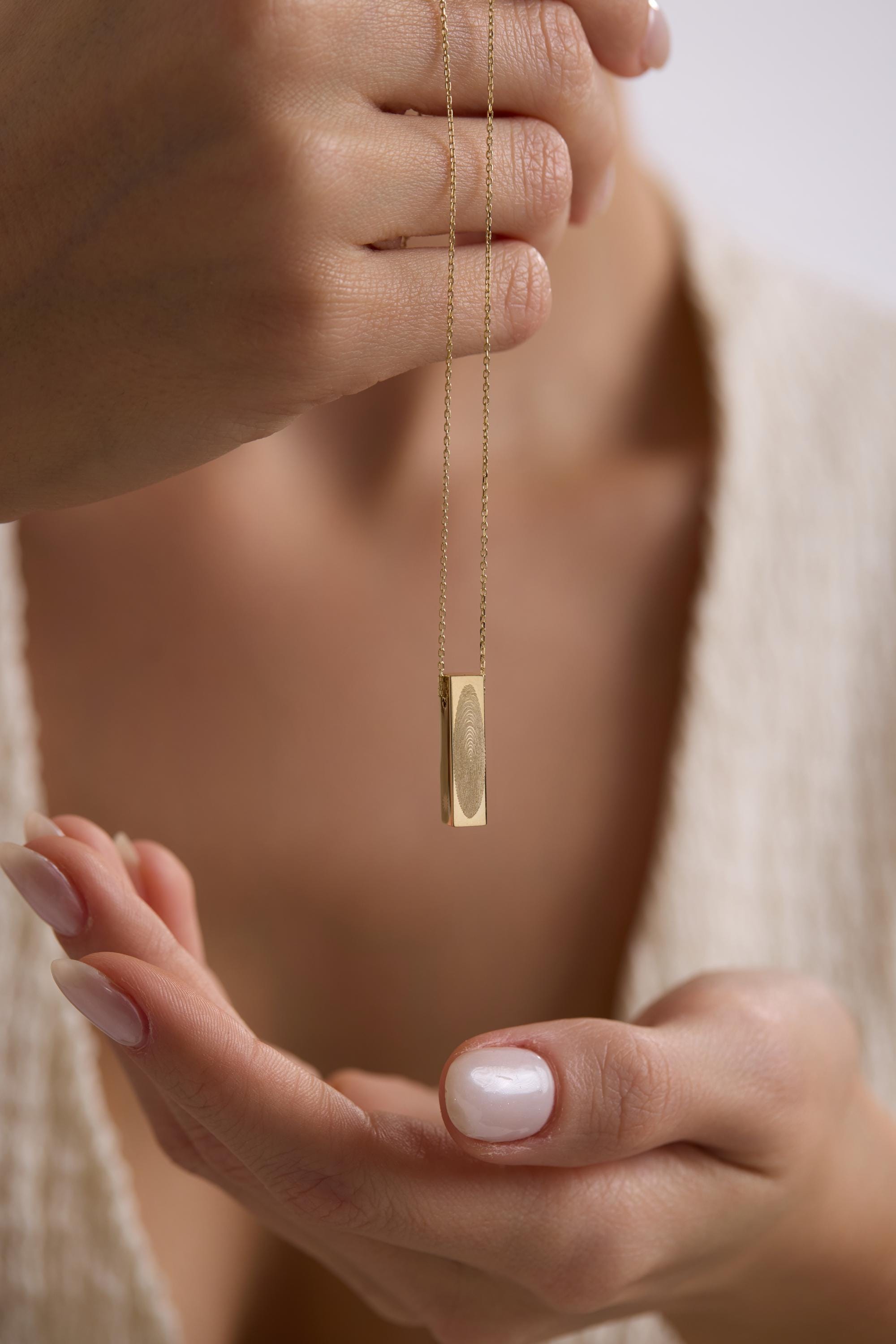 14k Solid Gold Vertical Bar Necklace