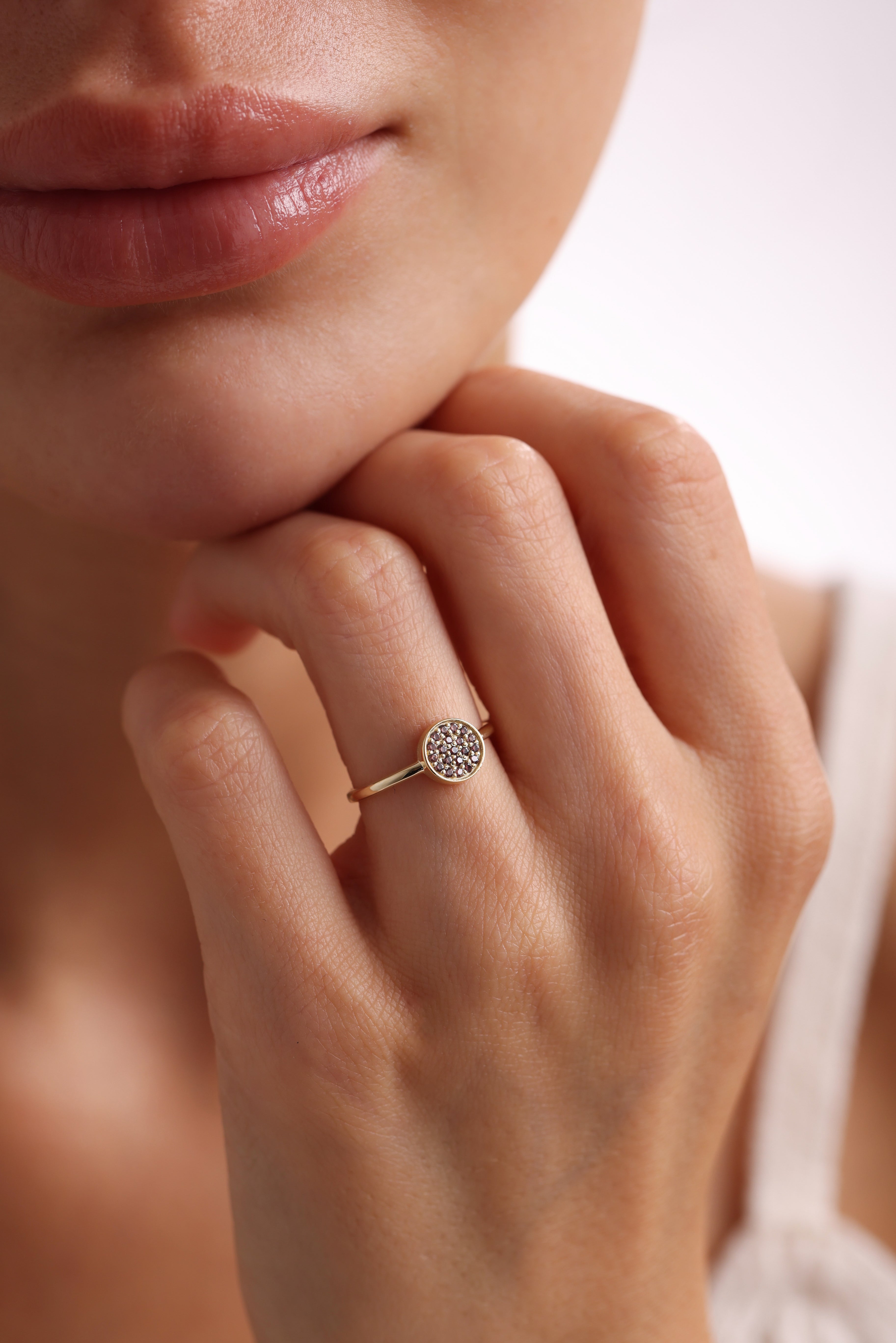 14k Gold Purple Stone Disc Ring