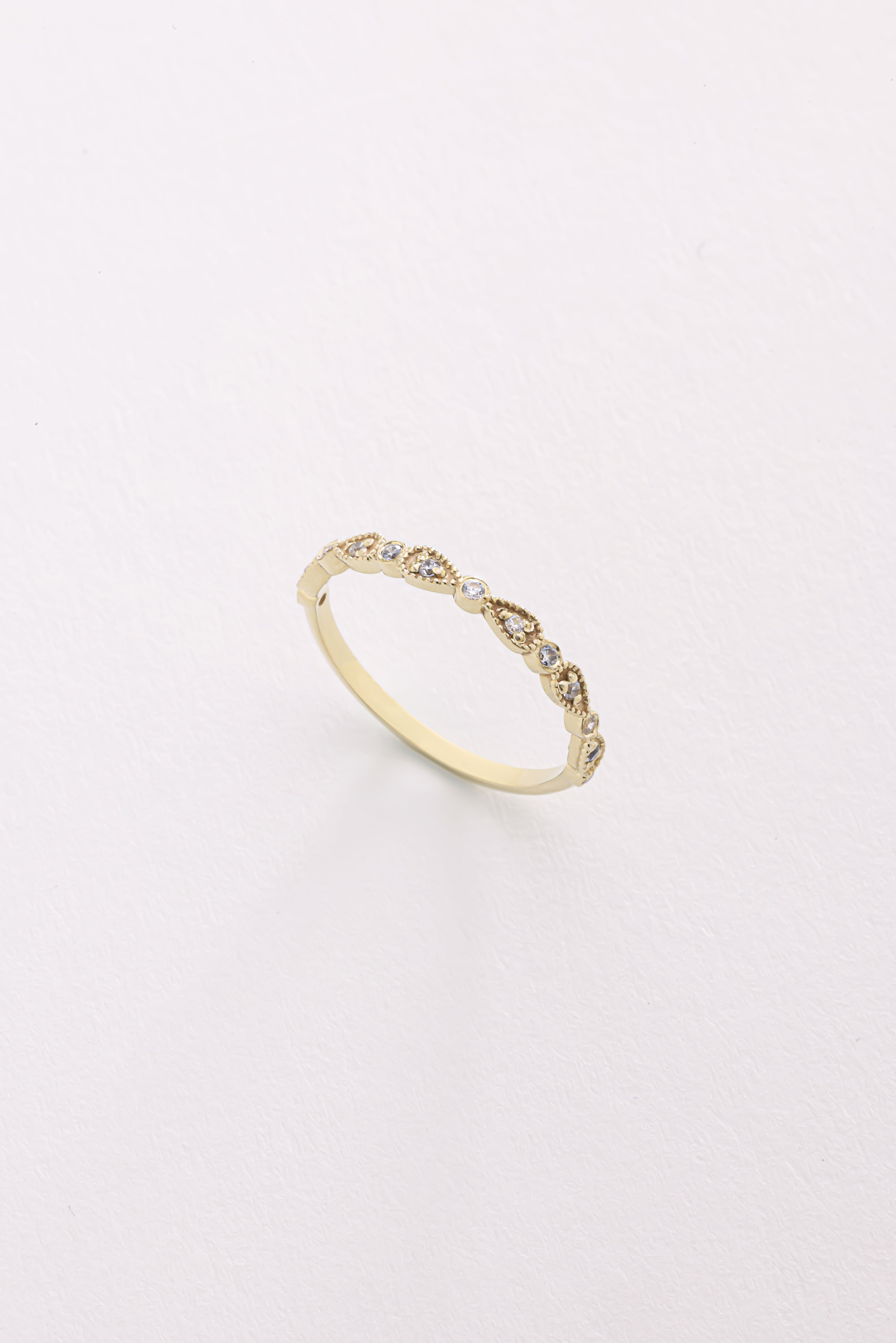 14k Gold Diamond Leaf Band Ring