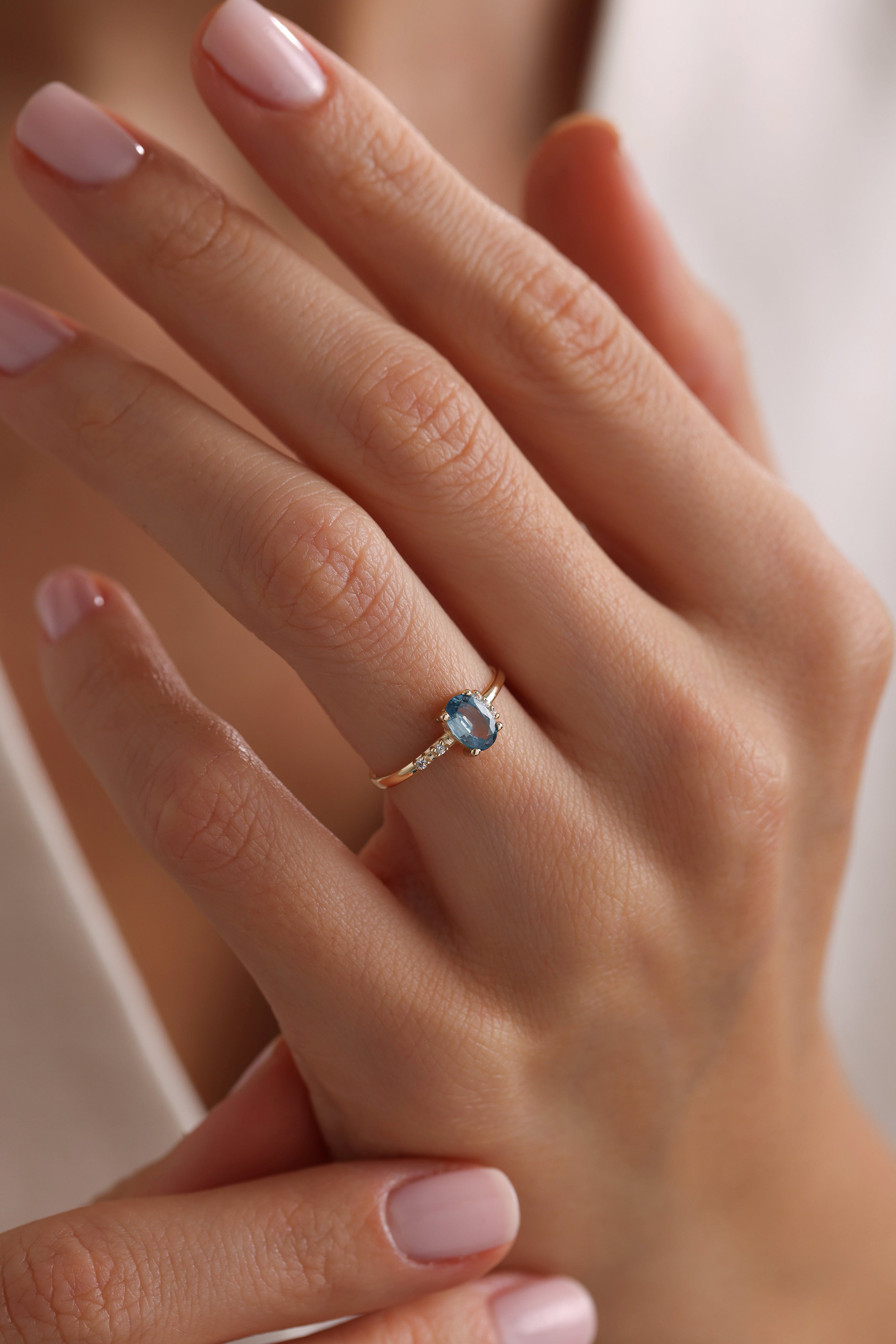 14k Gold Oval London Topaz Ring