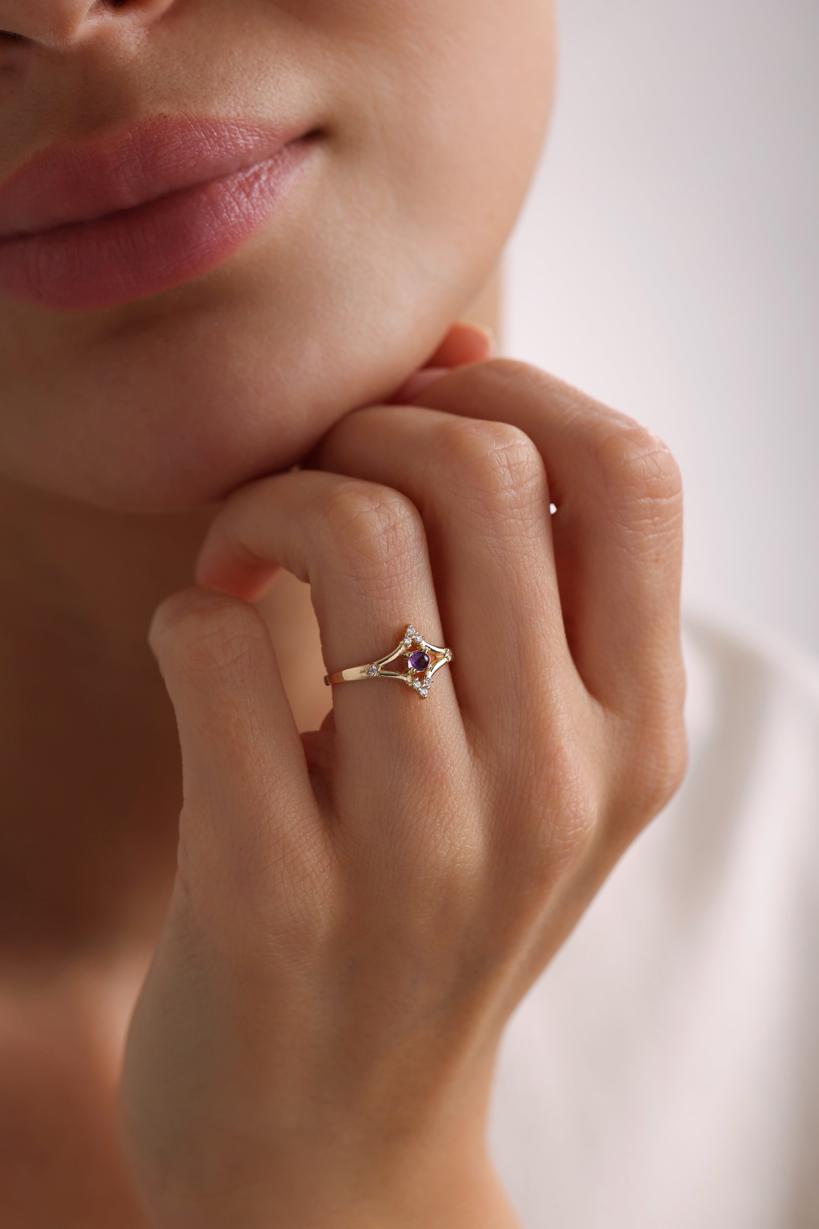 14k Gold Aurora Amethyst Ring