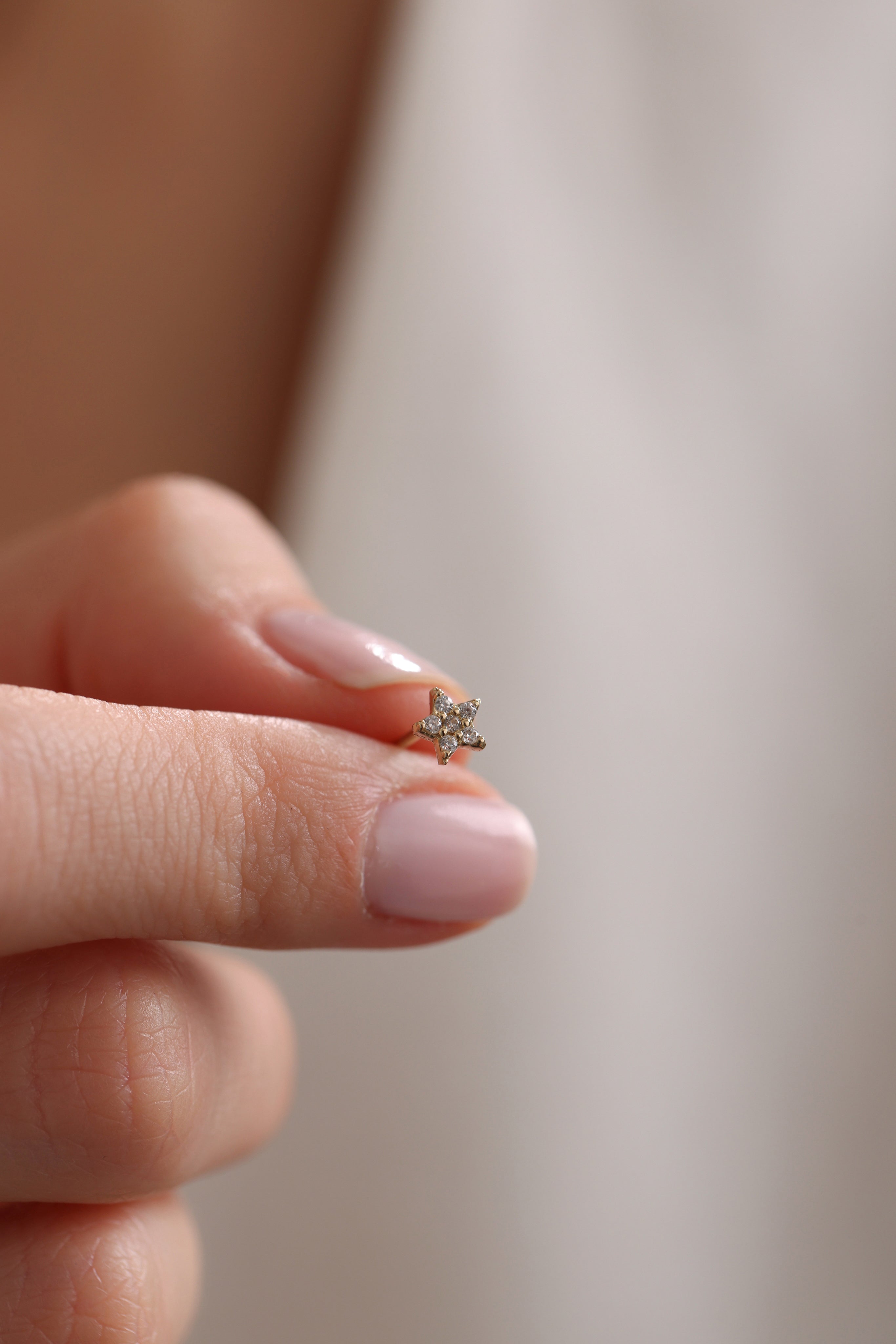 14k Gold Star Earrings