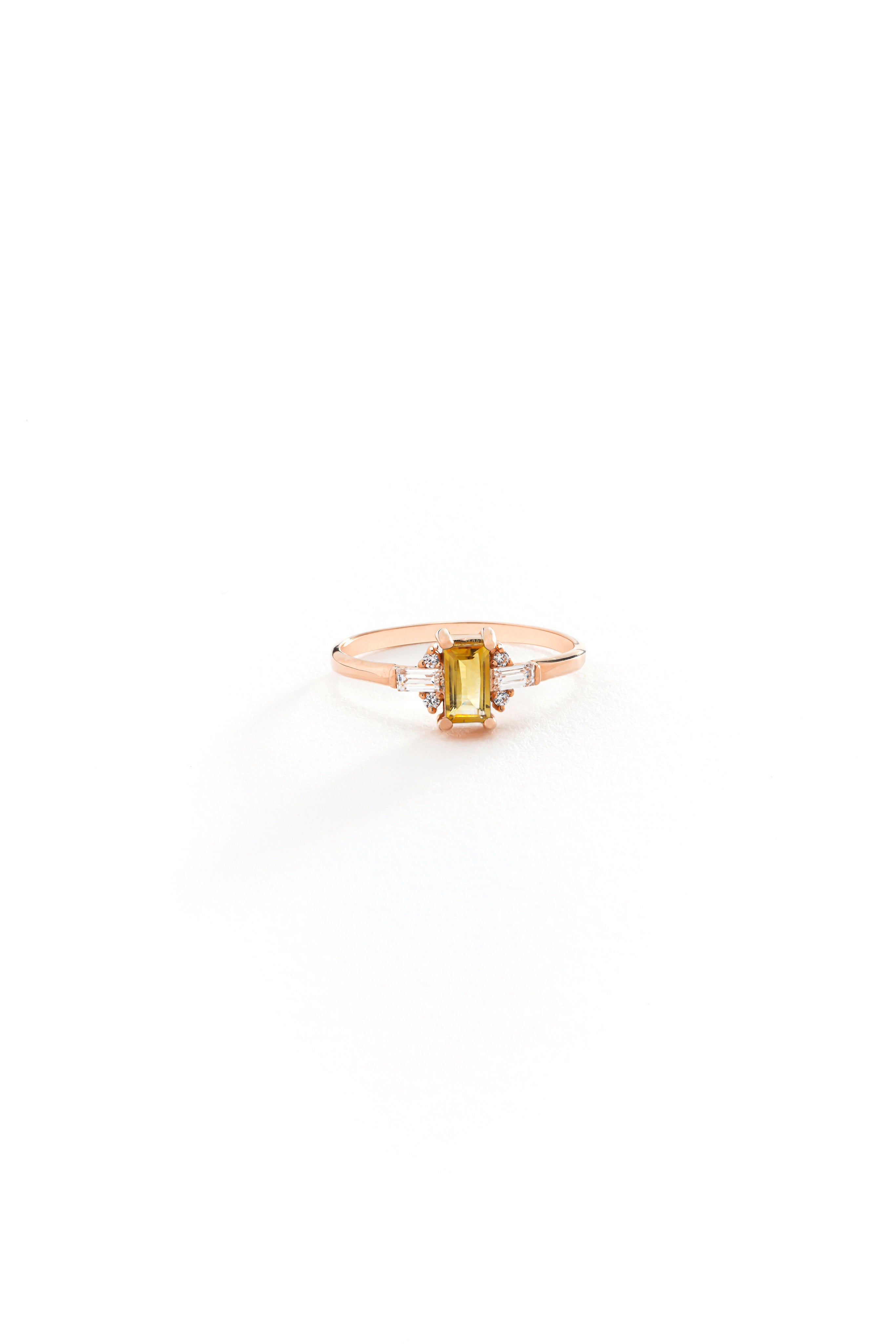 14k Gold Baguette Citrine Ring