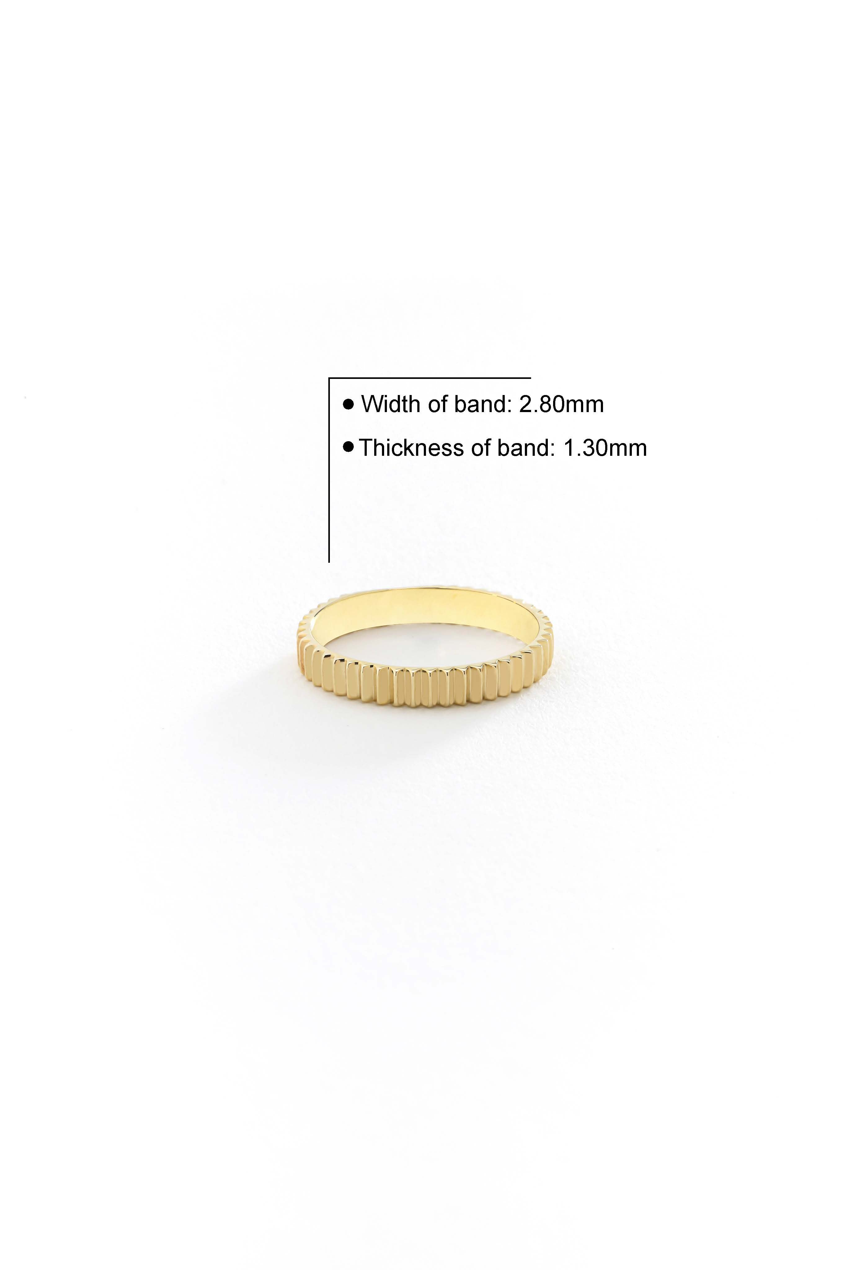 14k Gold Fluted Design Band Ring