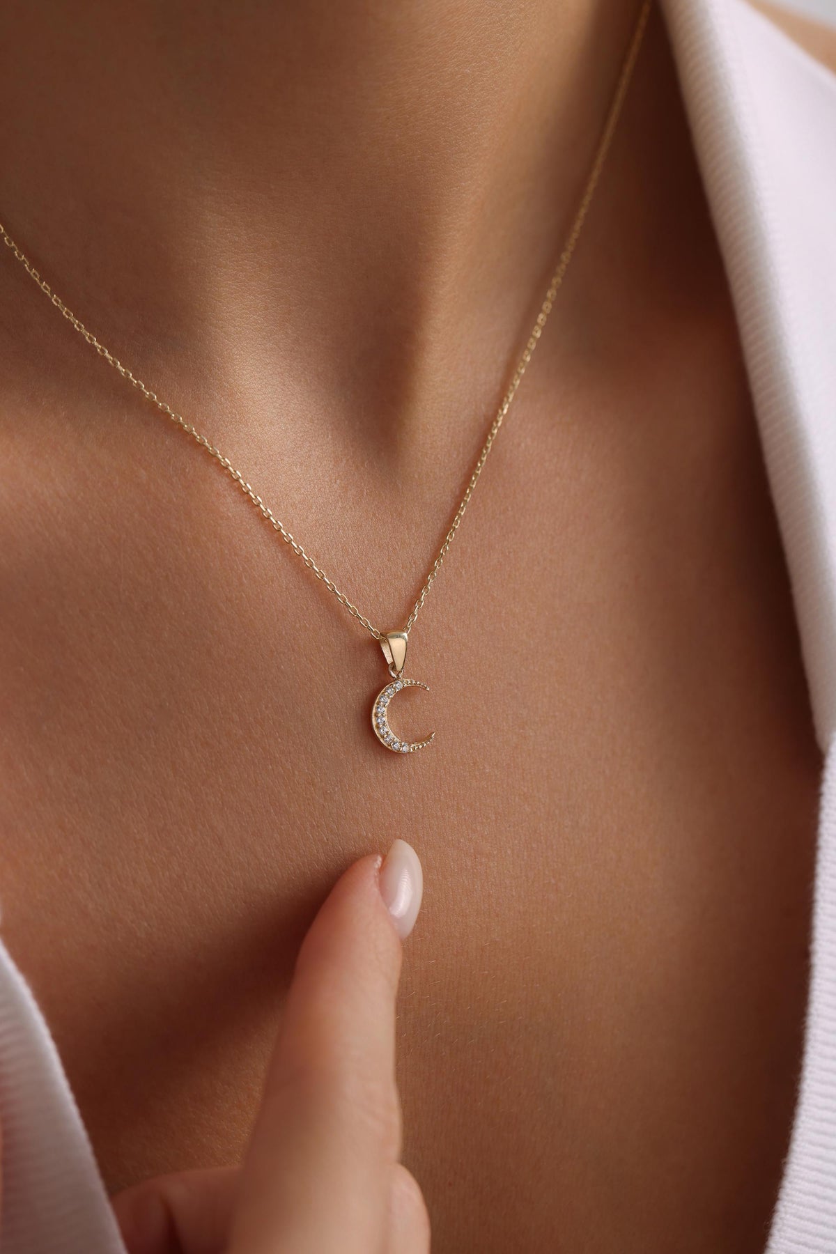 14K Solid Gold Crescent Moon Necklace