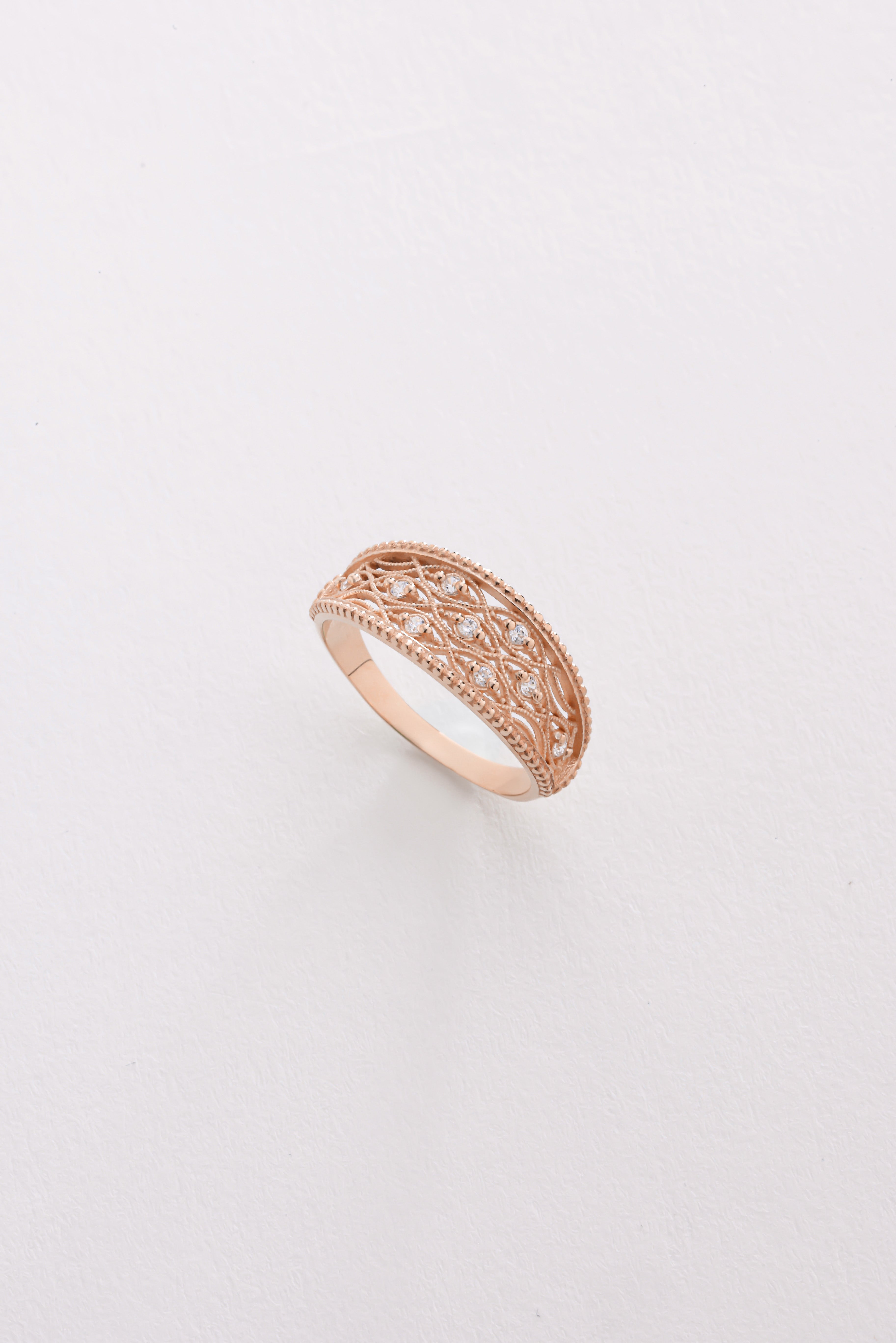 14k Gold Filigree Diamond Band