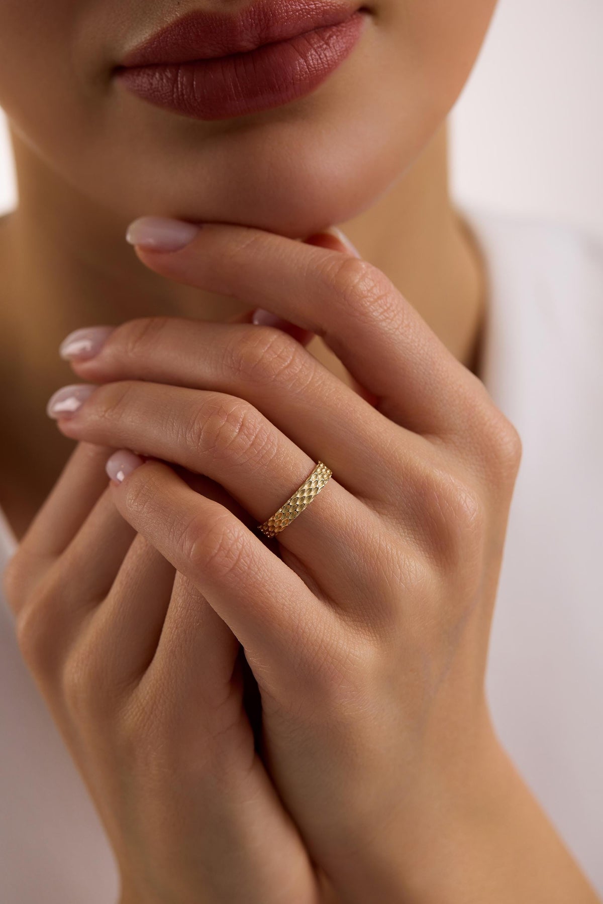 14K Gold Hobnail Pyramid Textured Stacking Band