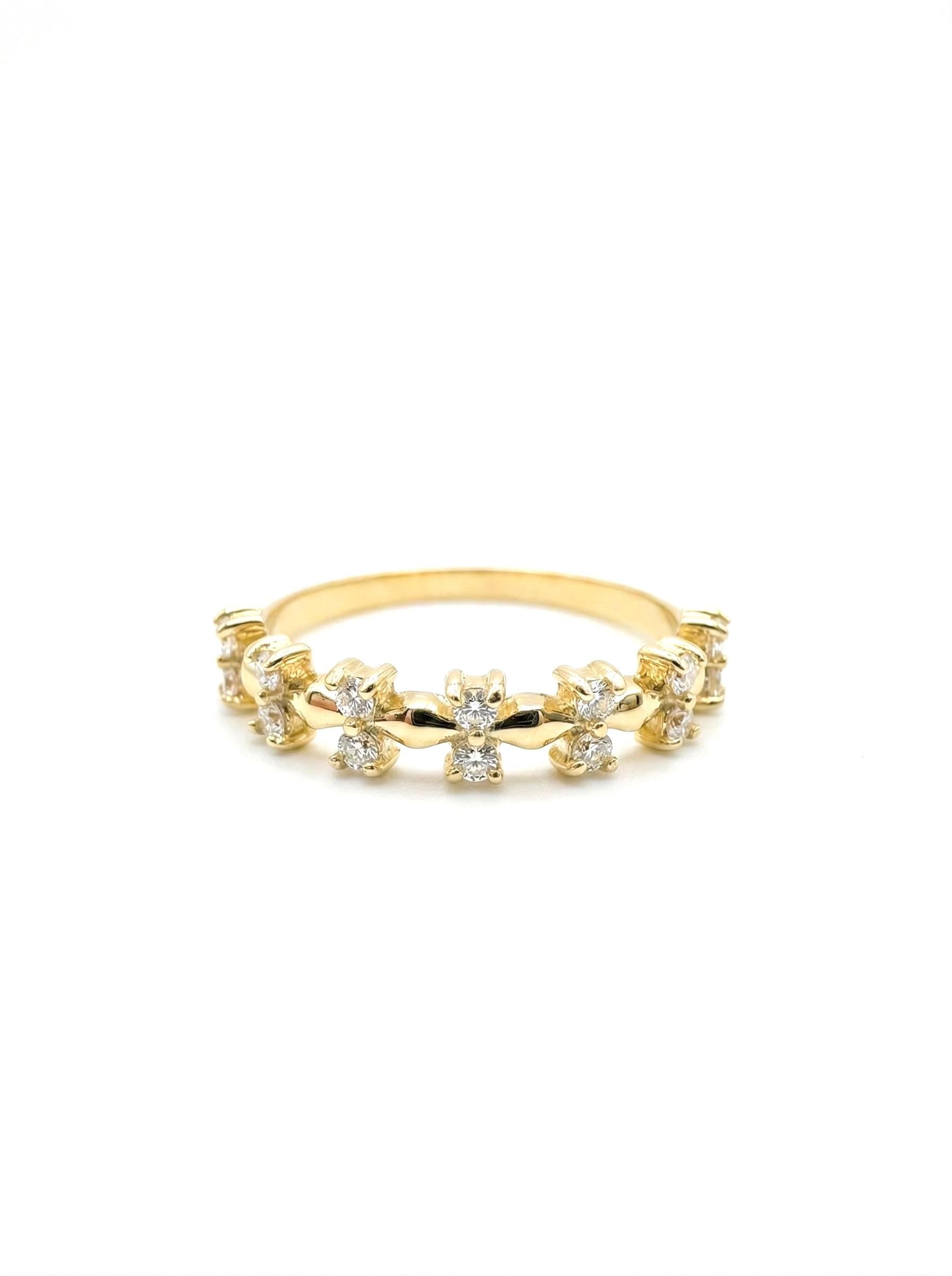 Dainty Diamond Band Ring