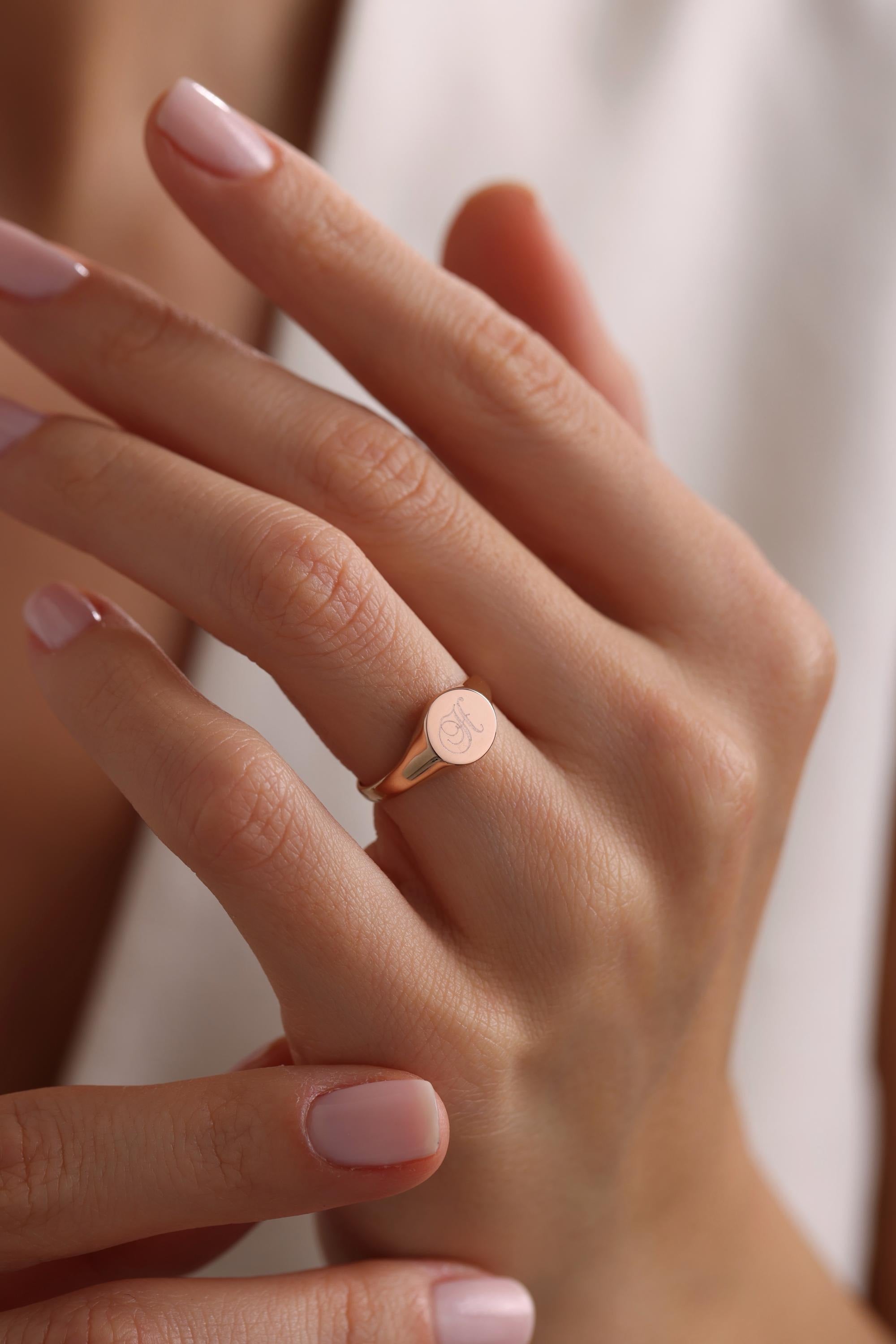 14k Gold Medium Signet Ring