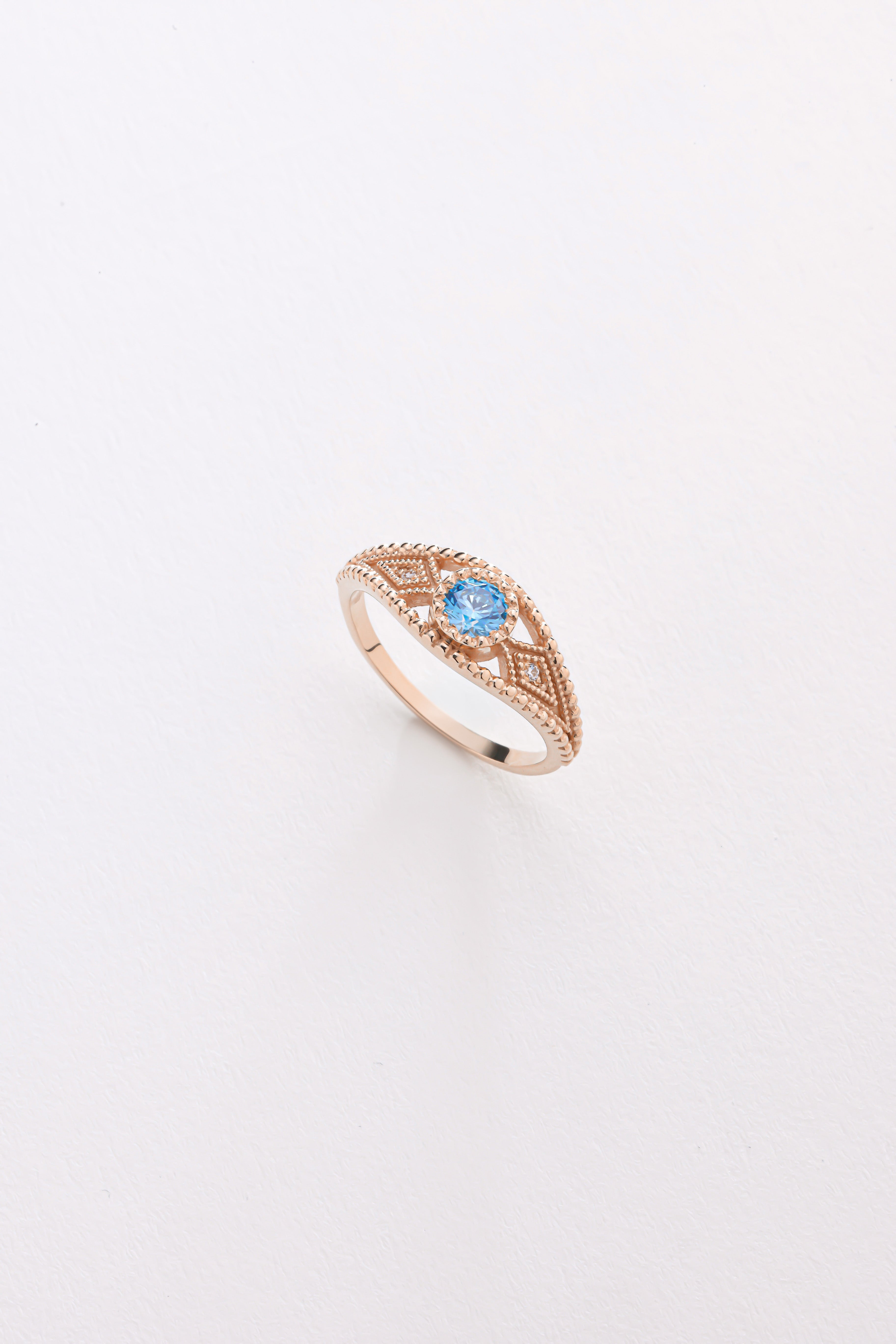 14k Gold Blue Topaz Ring